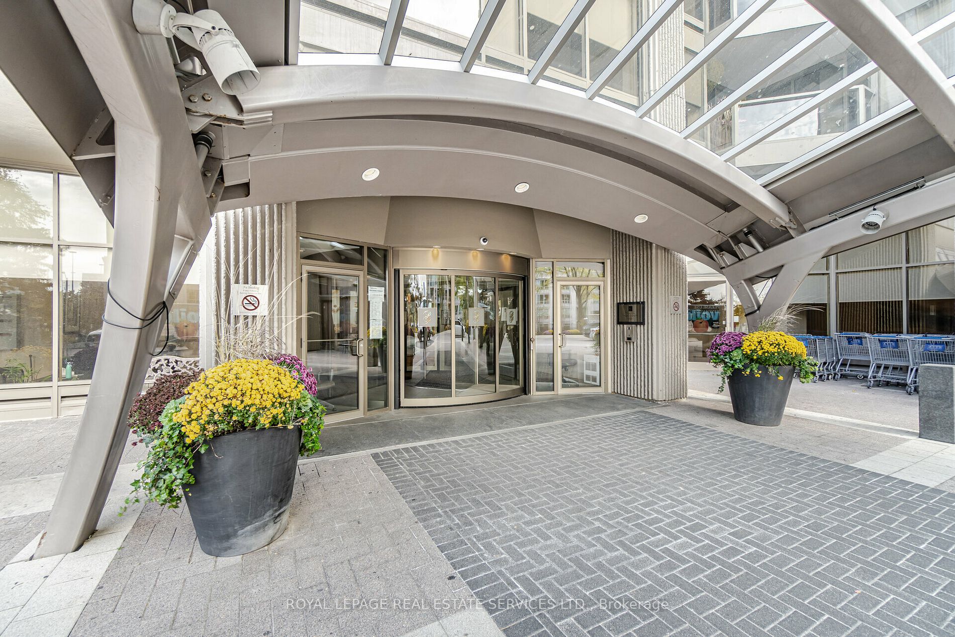 2045 Lake Shore Blvd W, #3207