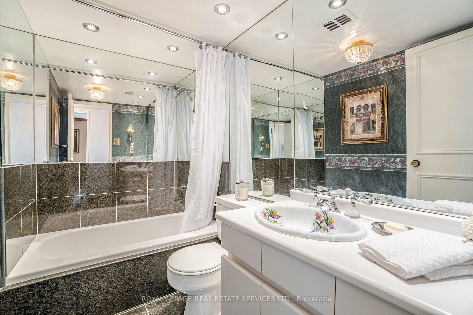 2045 Lake Shore Blvd W, #3207