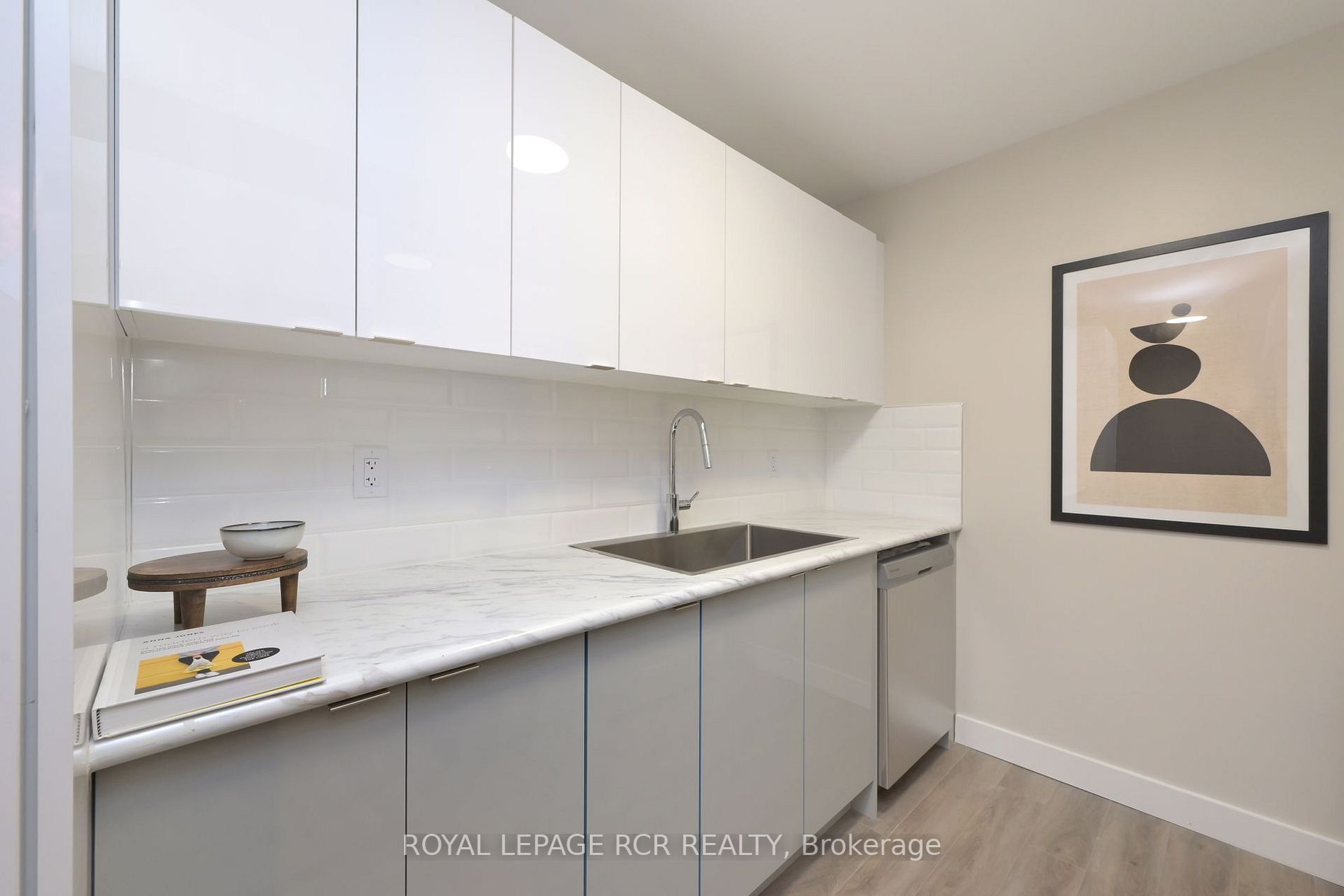 72 First St, #306