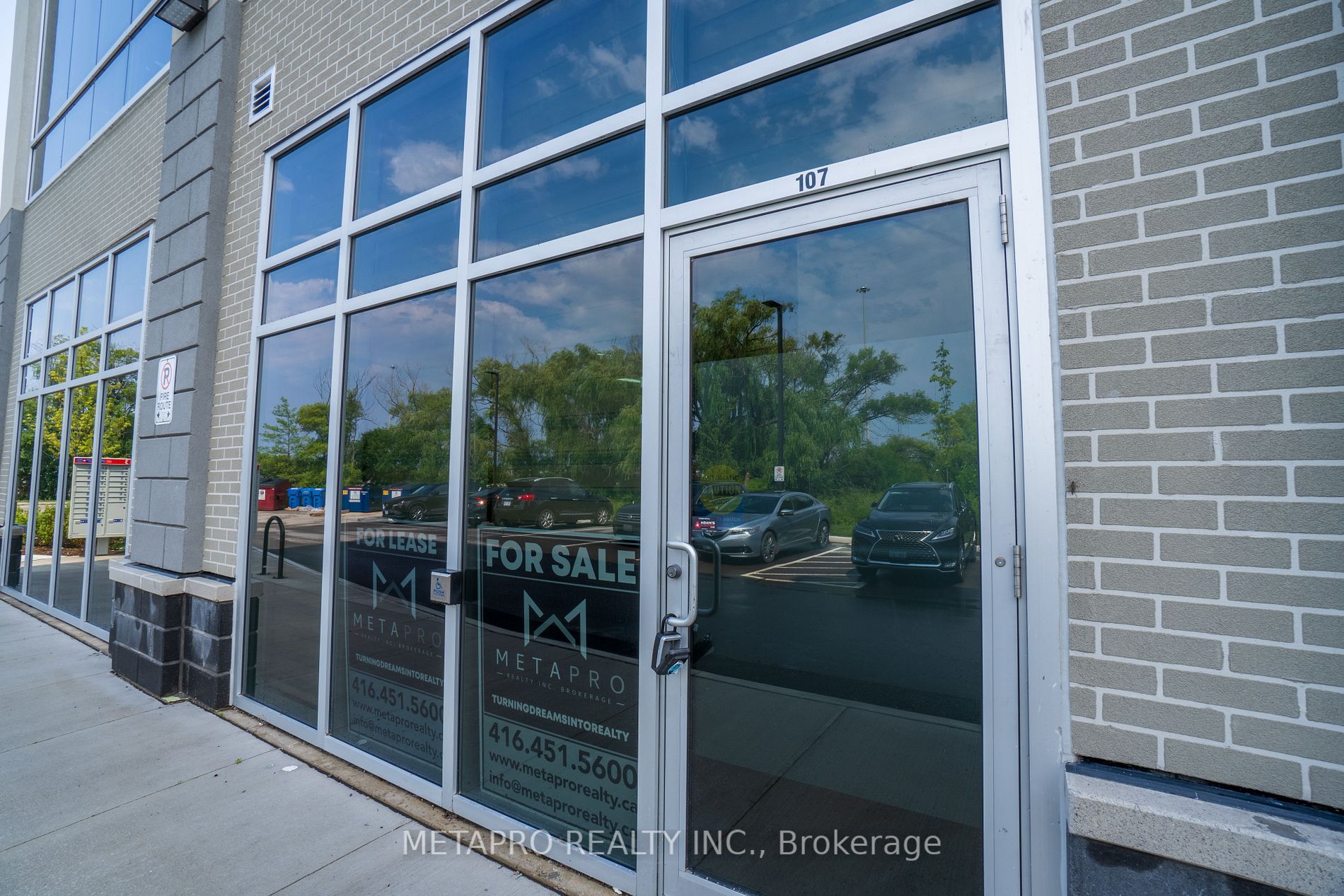 1670 North Service Rd E, #107