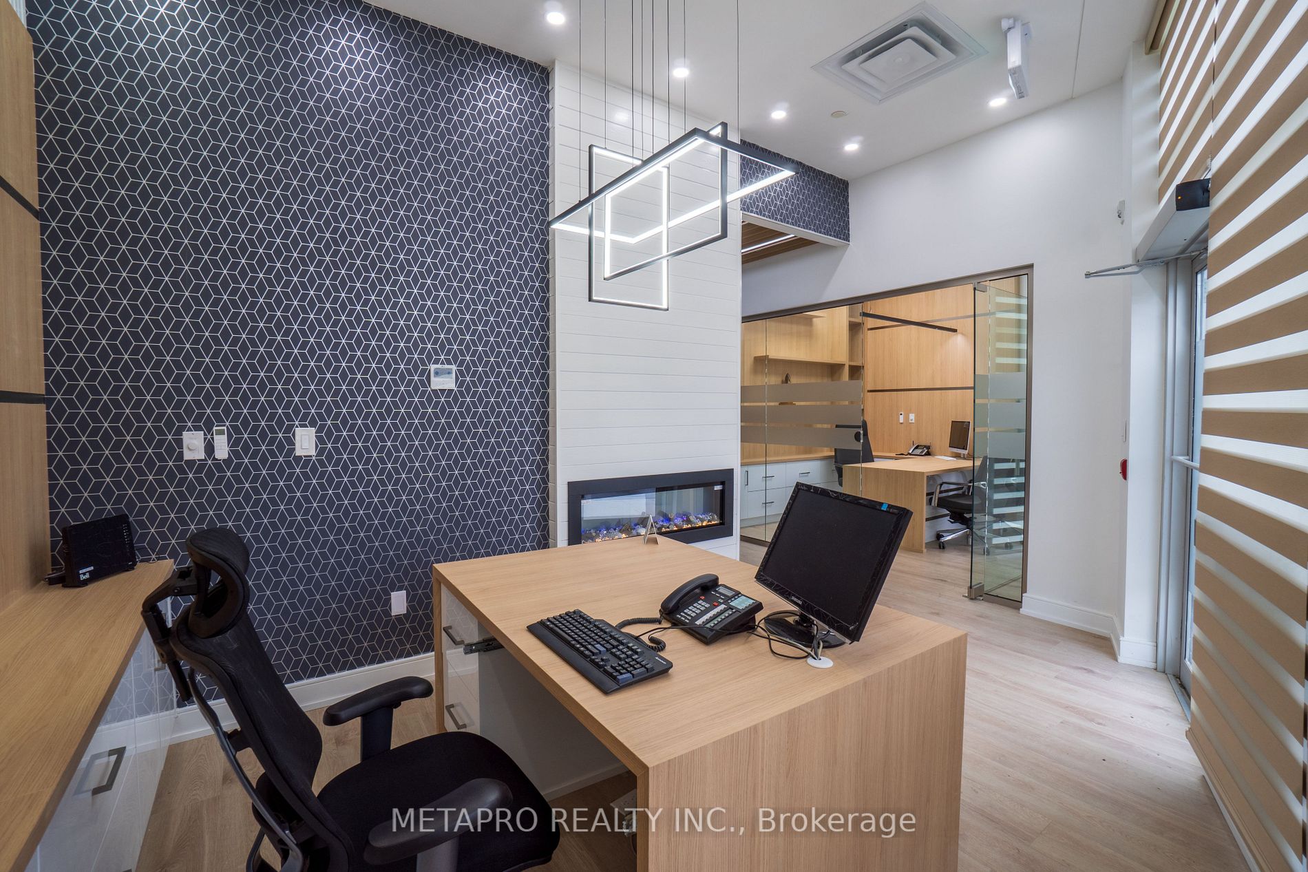 1670 North Service Rd E, #107