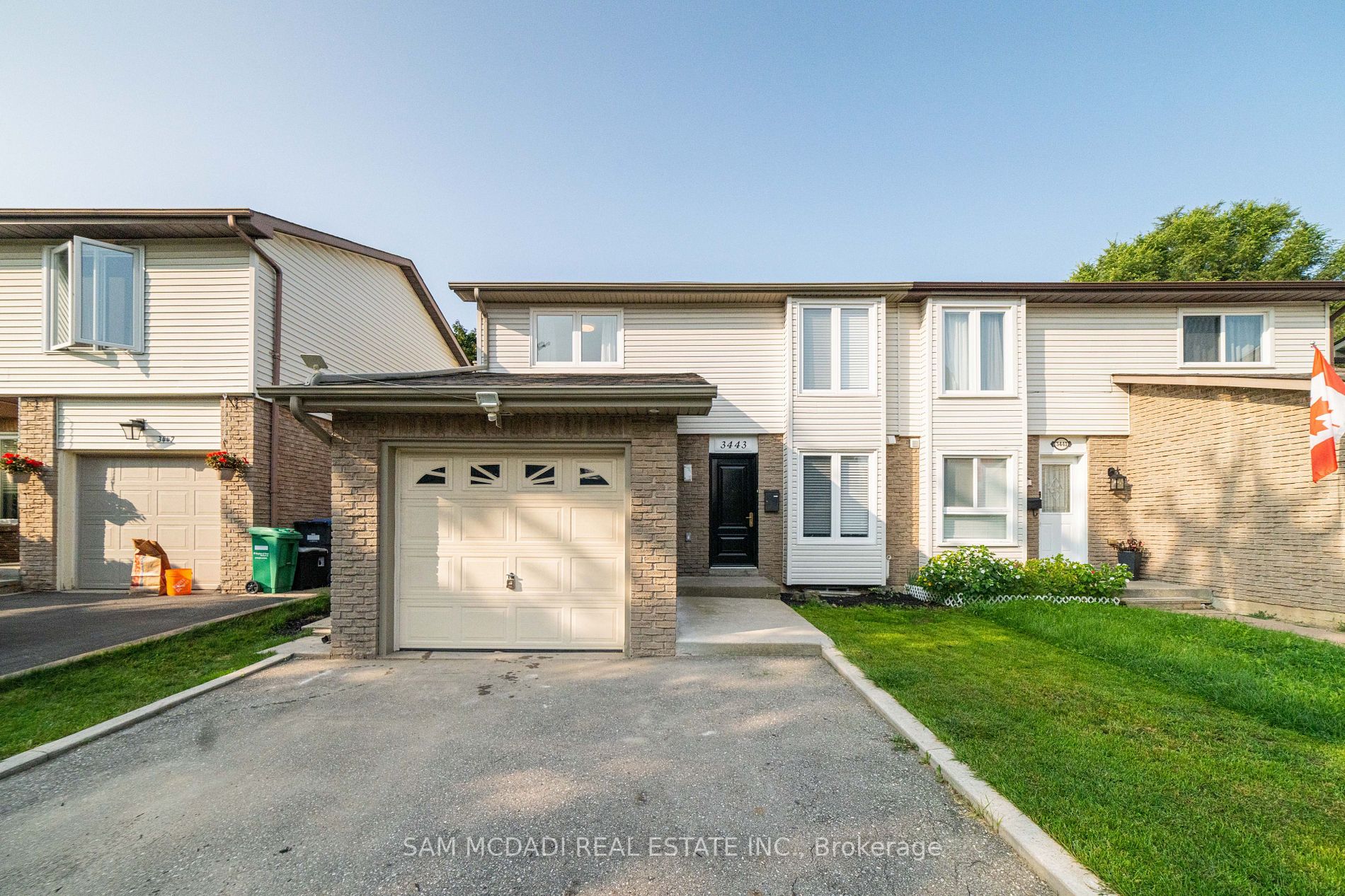 3443 Autumnleaf Cres