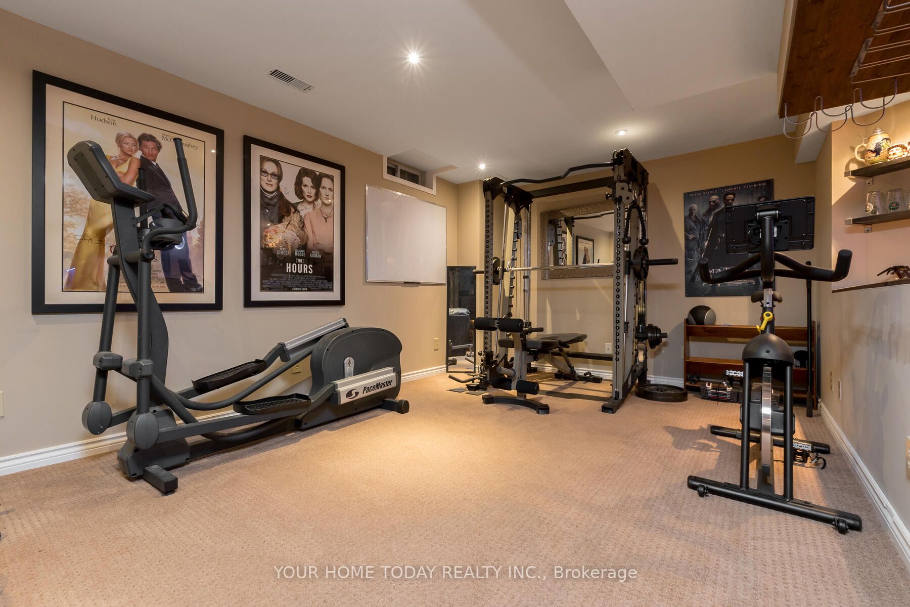 14 Chaplin Cres