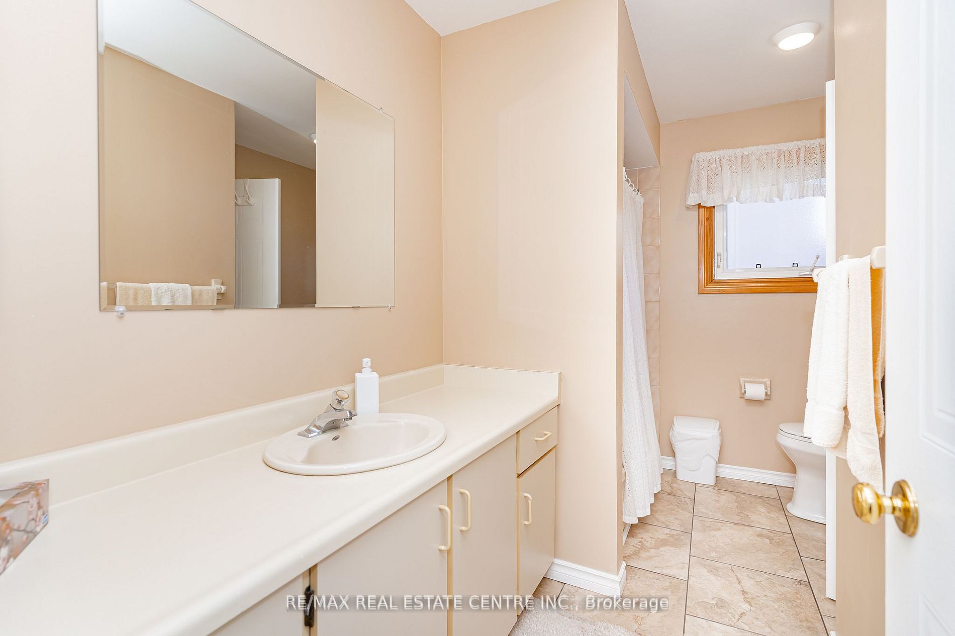 329 Lisa Marie Dr