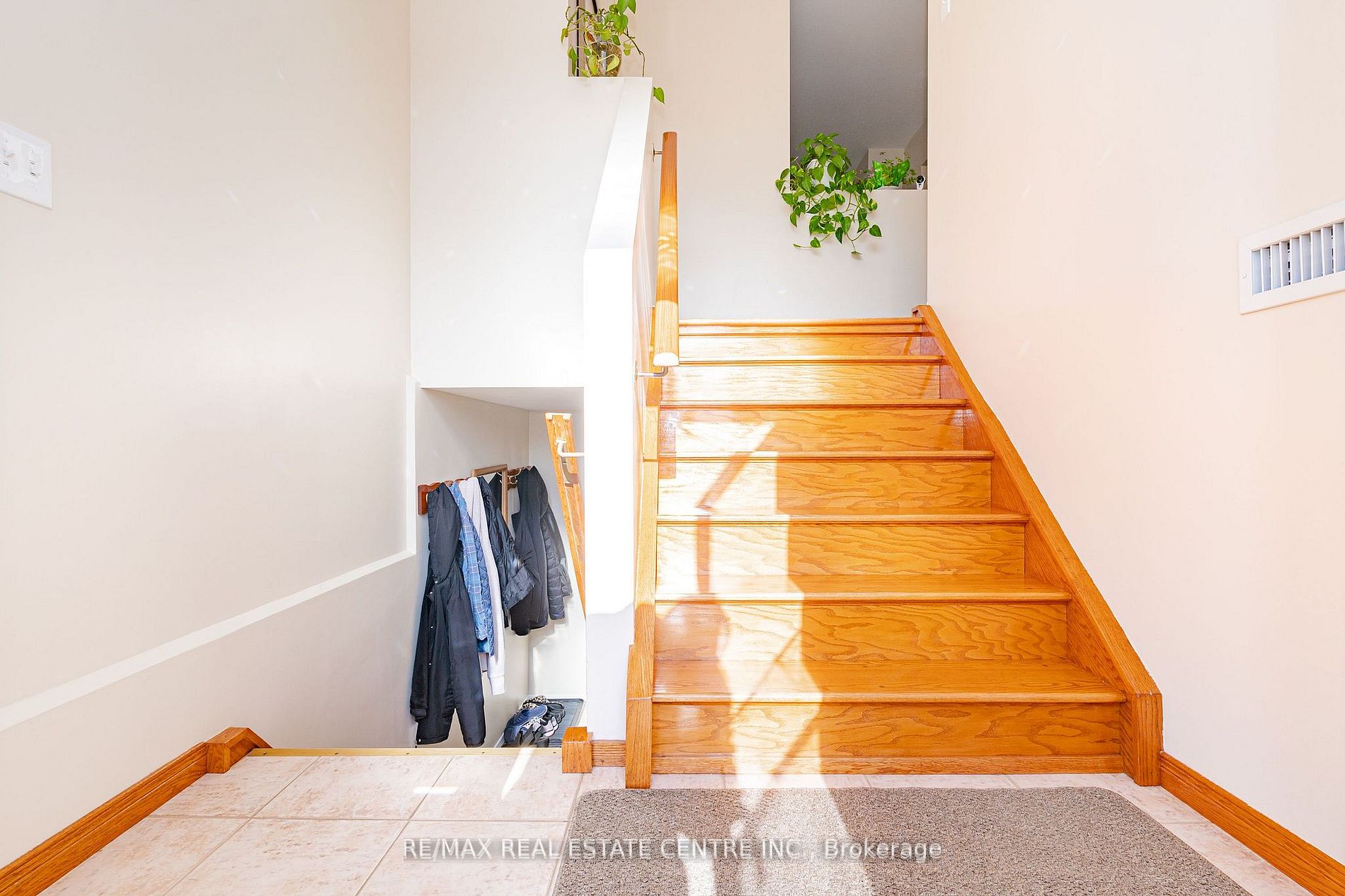 329 Lisa Marie Dr