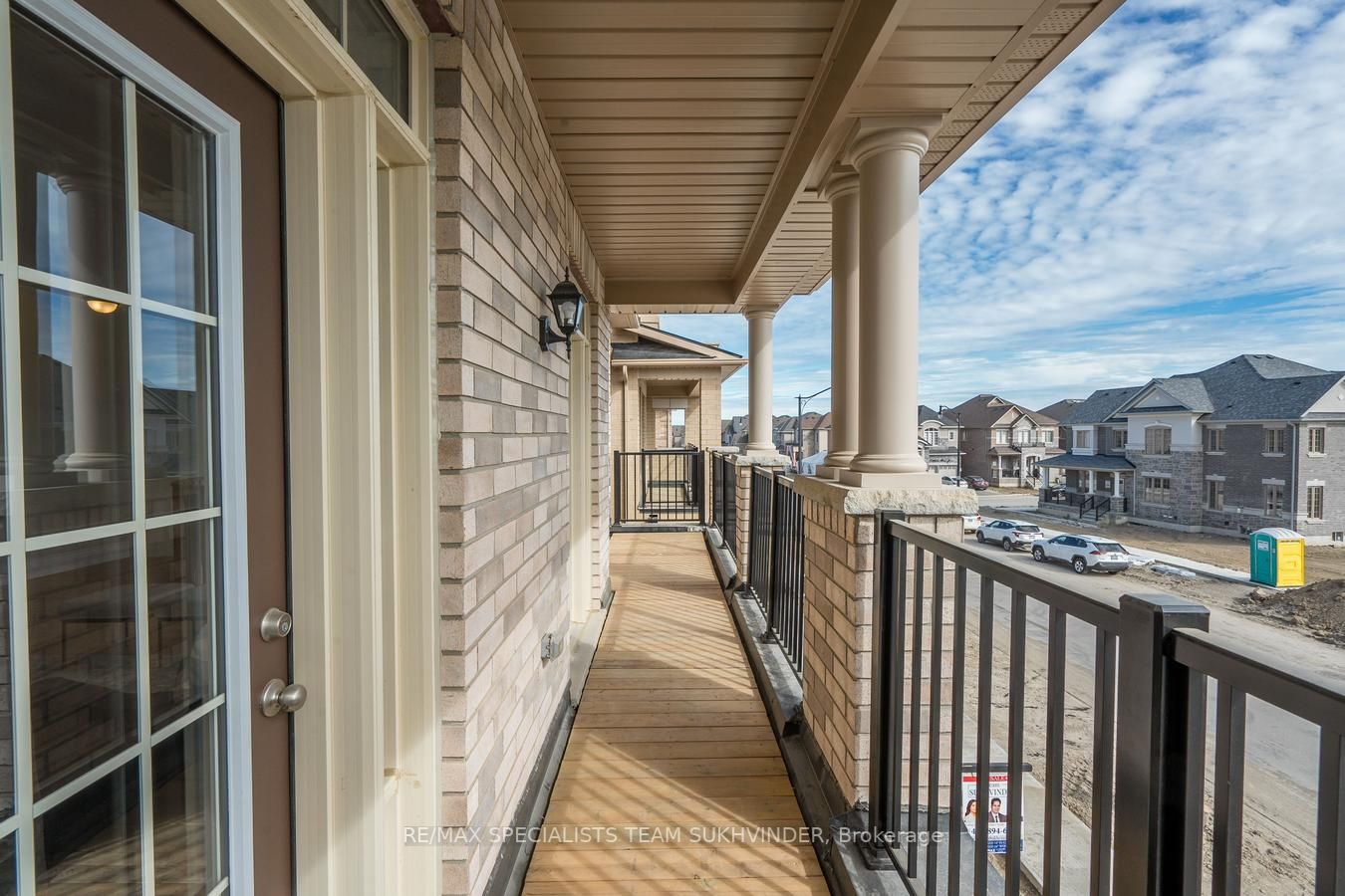 271 Thornbush Blvd