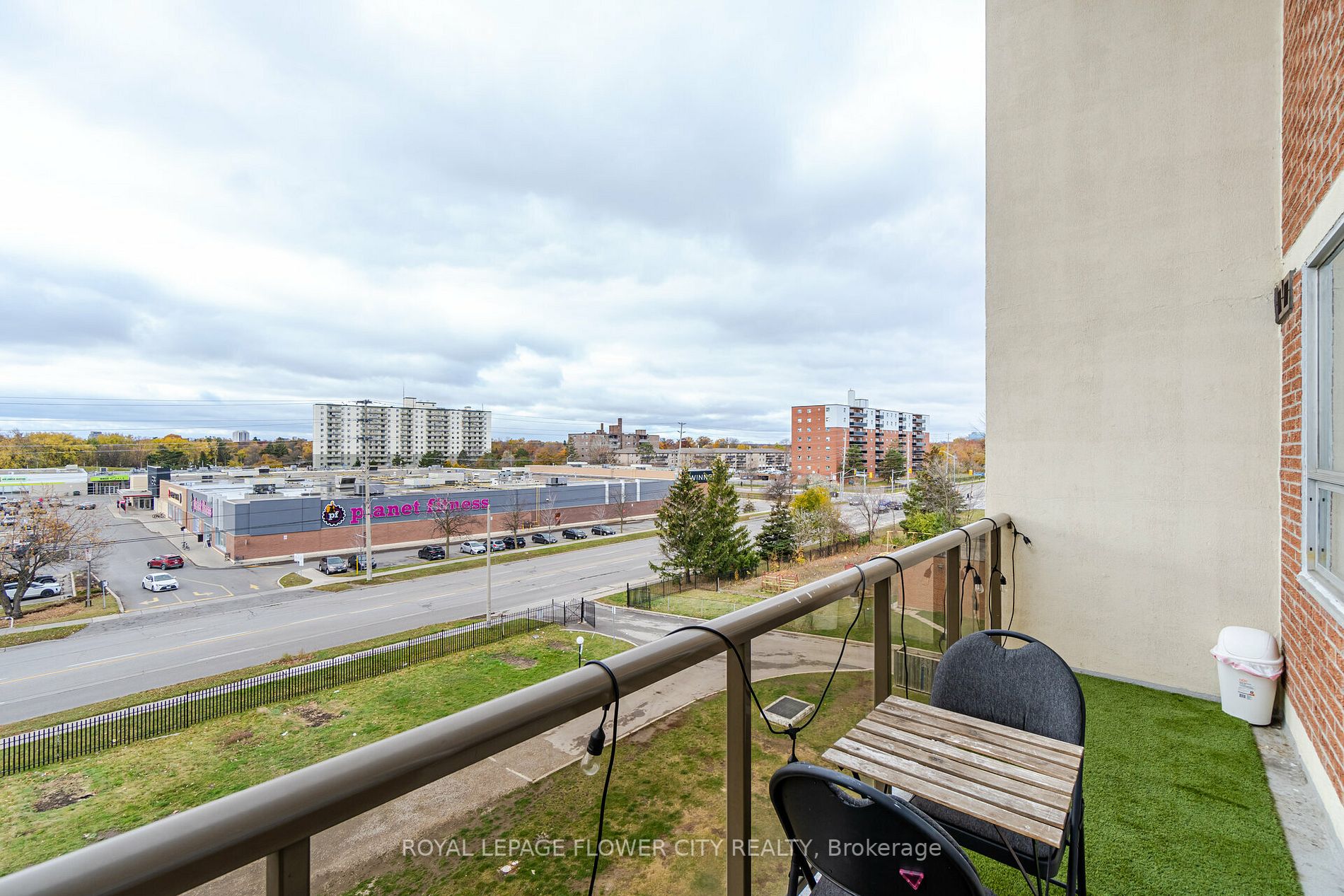 1050 Stainton Dr, #334