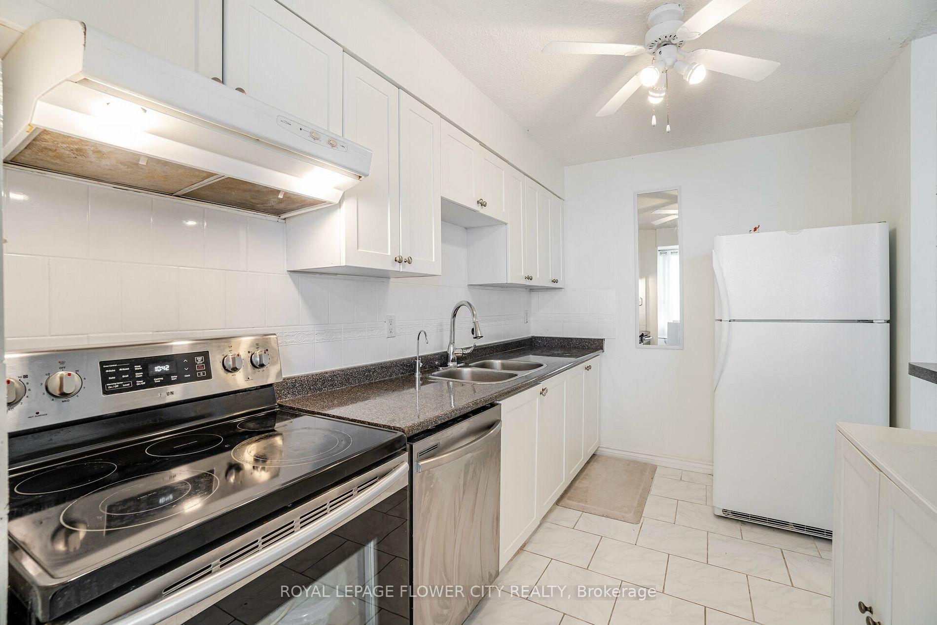 1050 Stainton Dr, #334