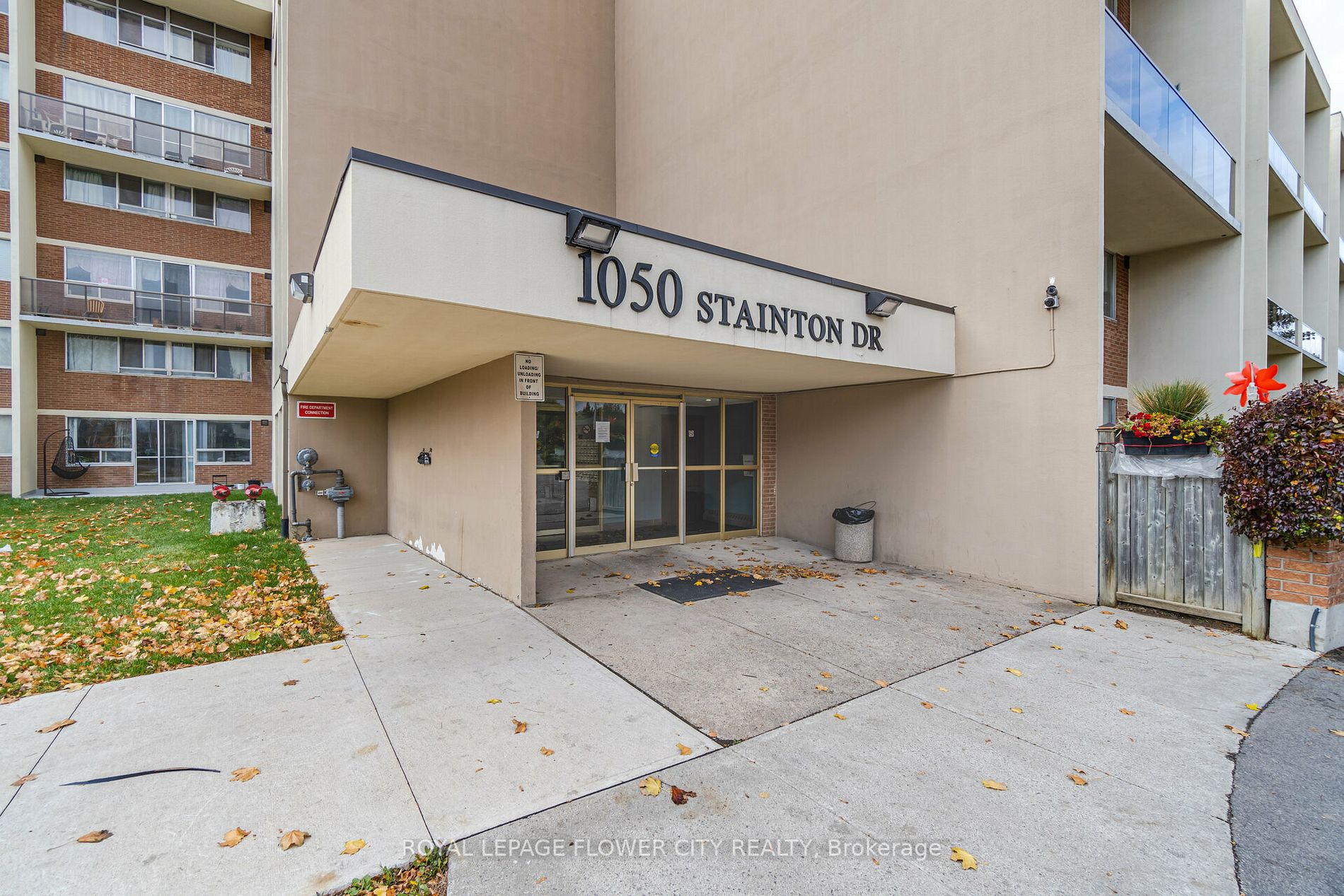 1050 Stainton Dr, #334
