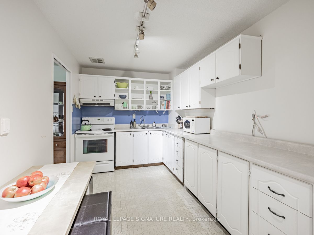 1515 Lakeshore Rd, #101