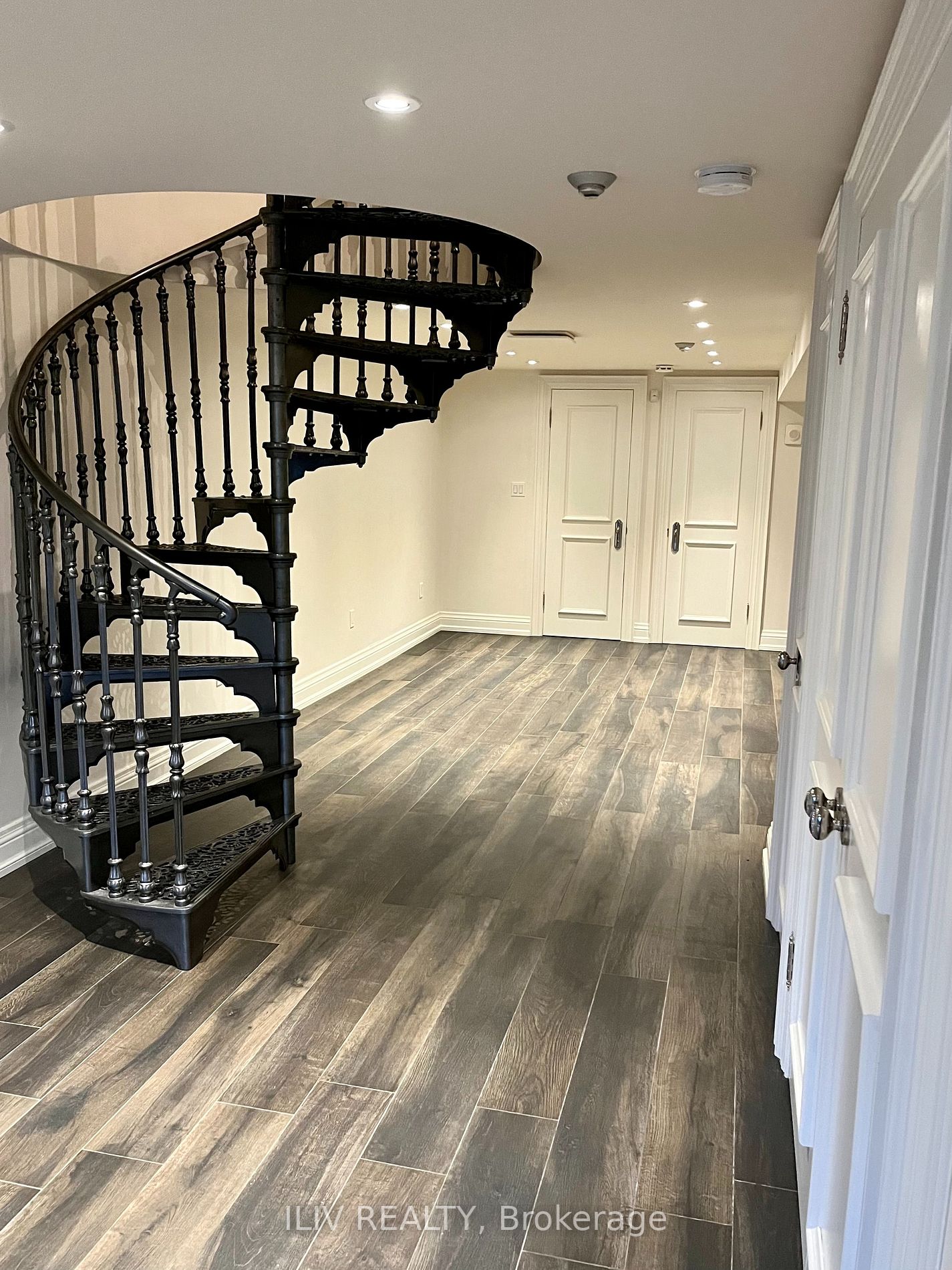 309 Riverside Dr, #Suite 1