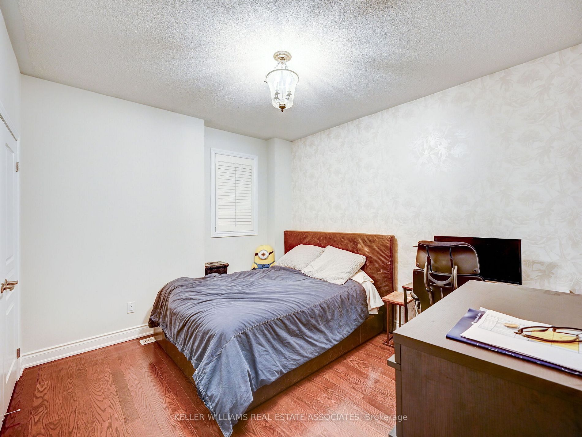 28 Harborn Rd