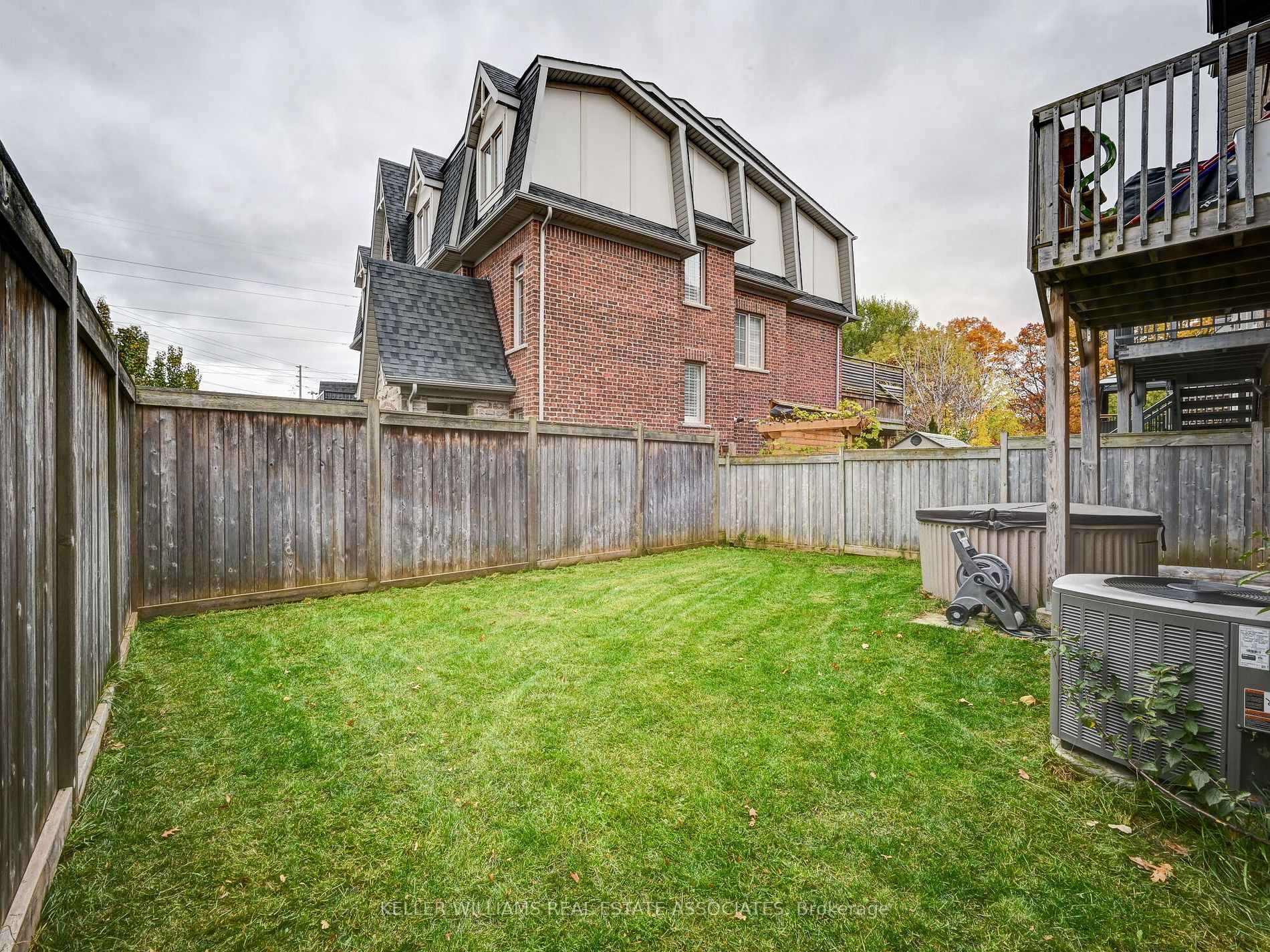 28 Harborn Rd
