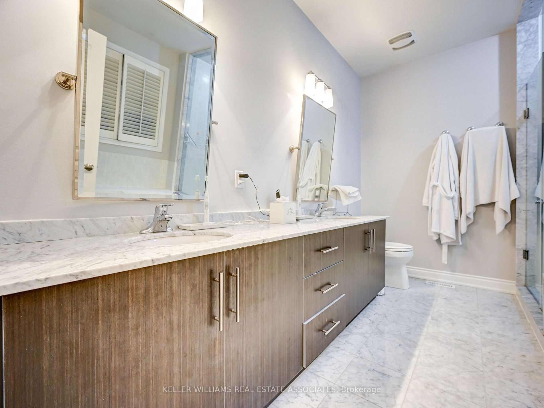 28 Harborn Rd