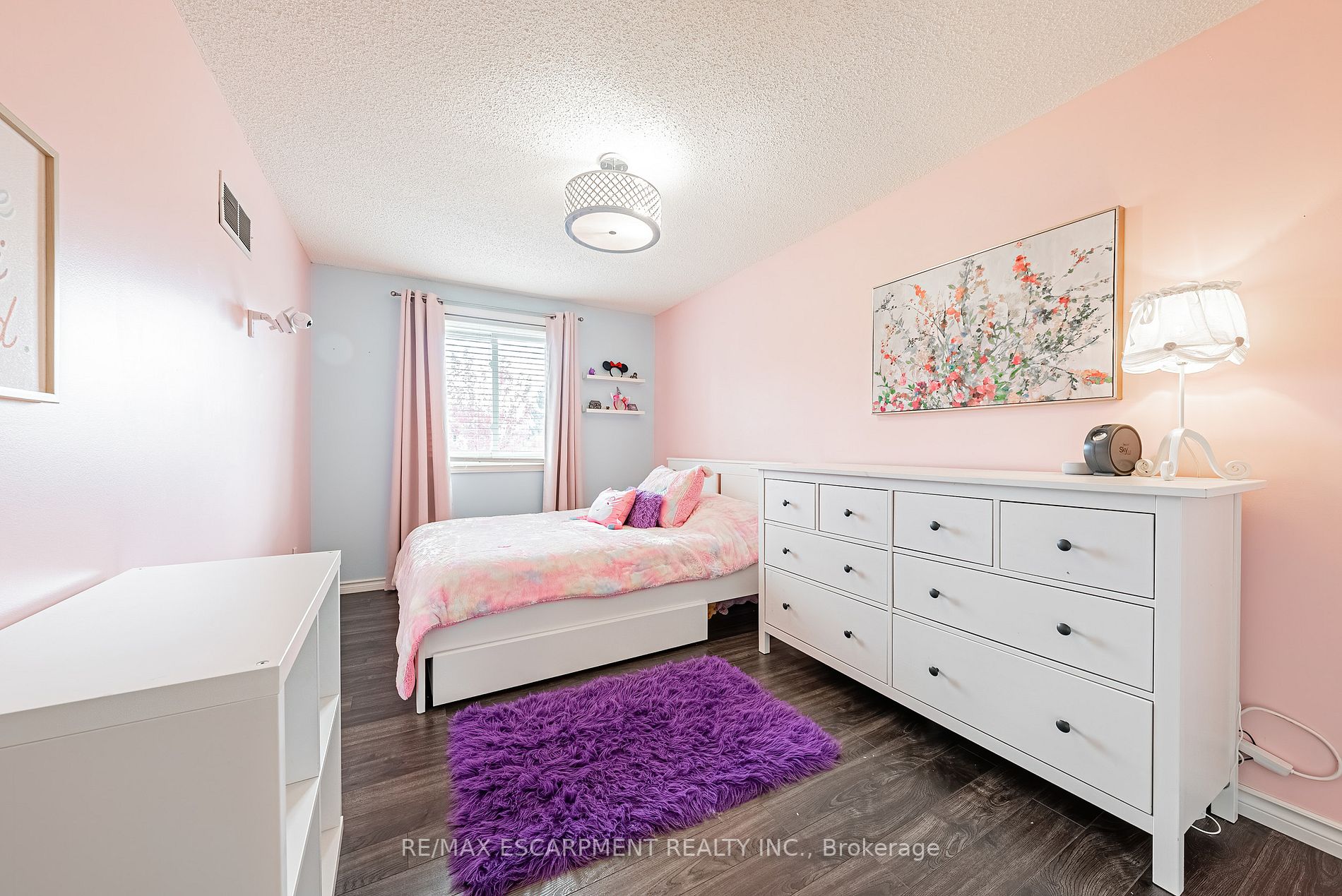 3083 Fontana Crt