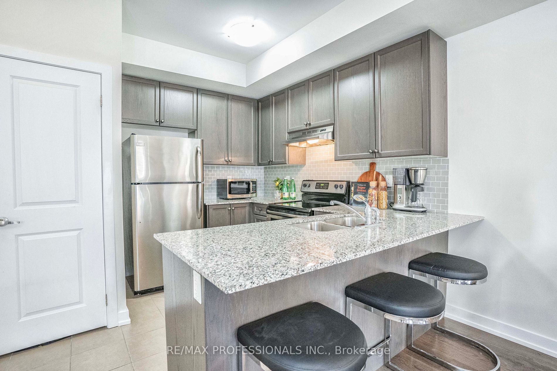 6 Drummond St, #328