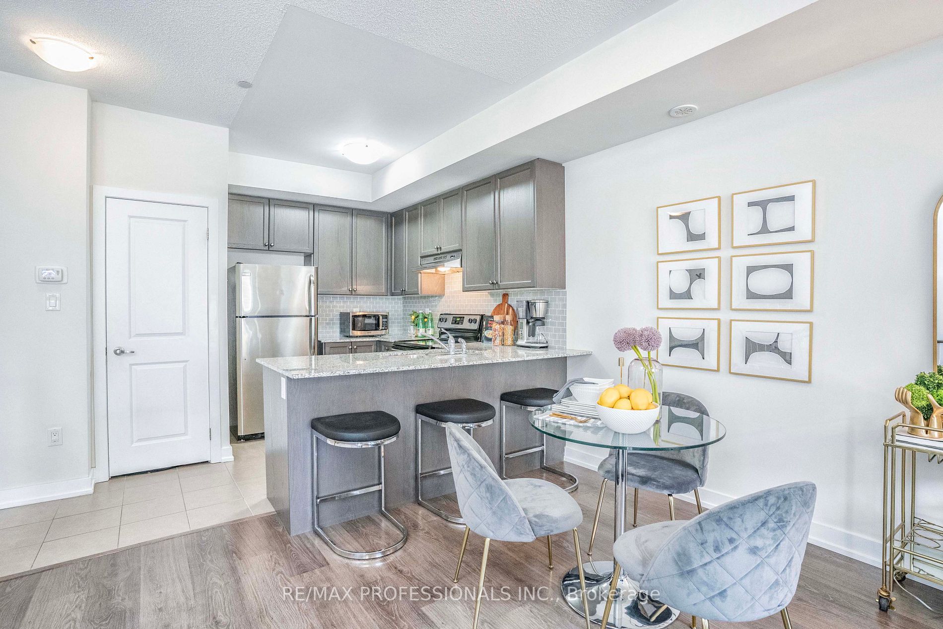 6 Drummond St, #328