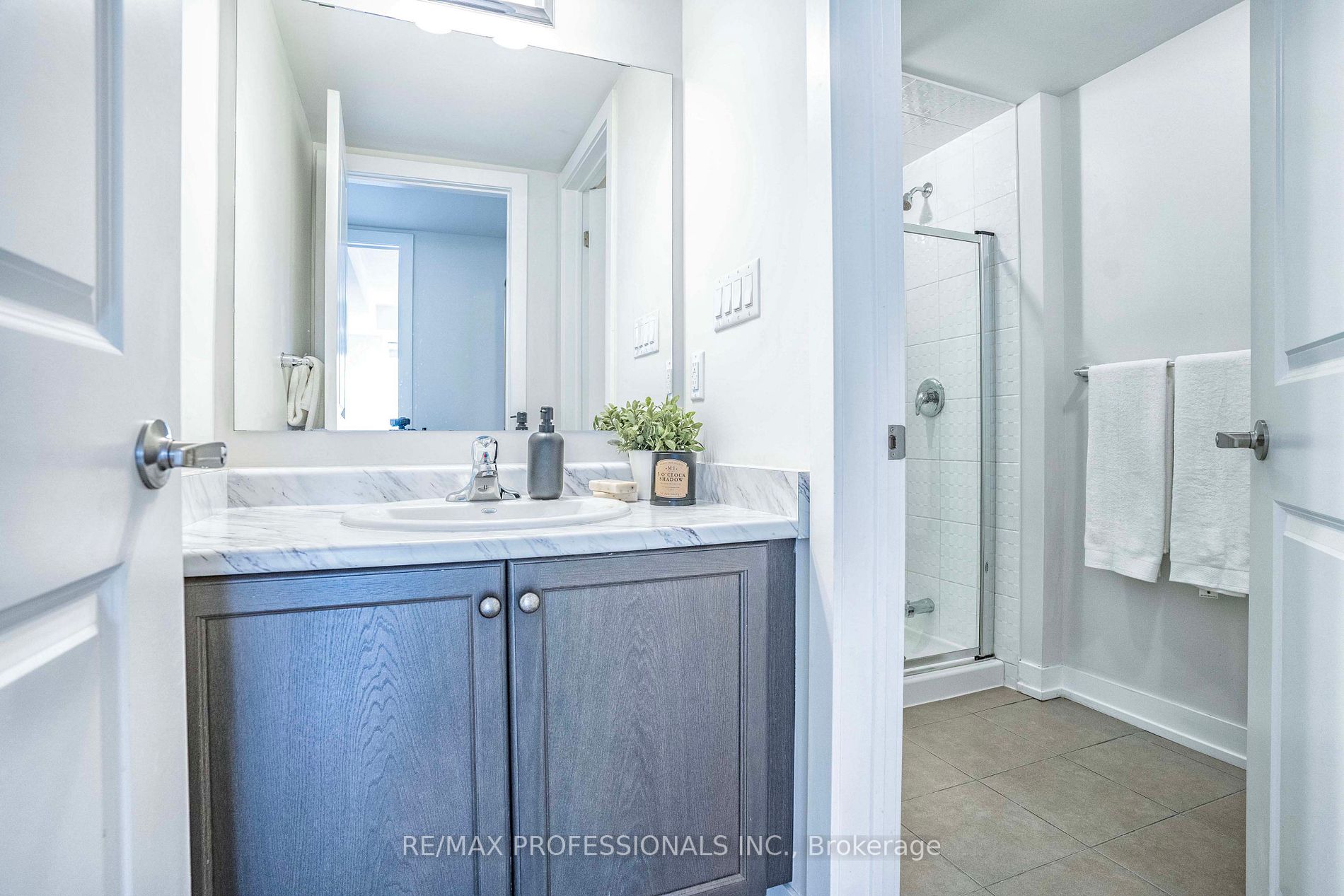 6 Drummond St, #328