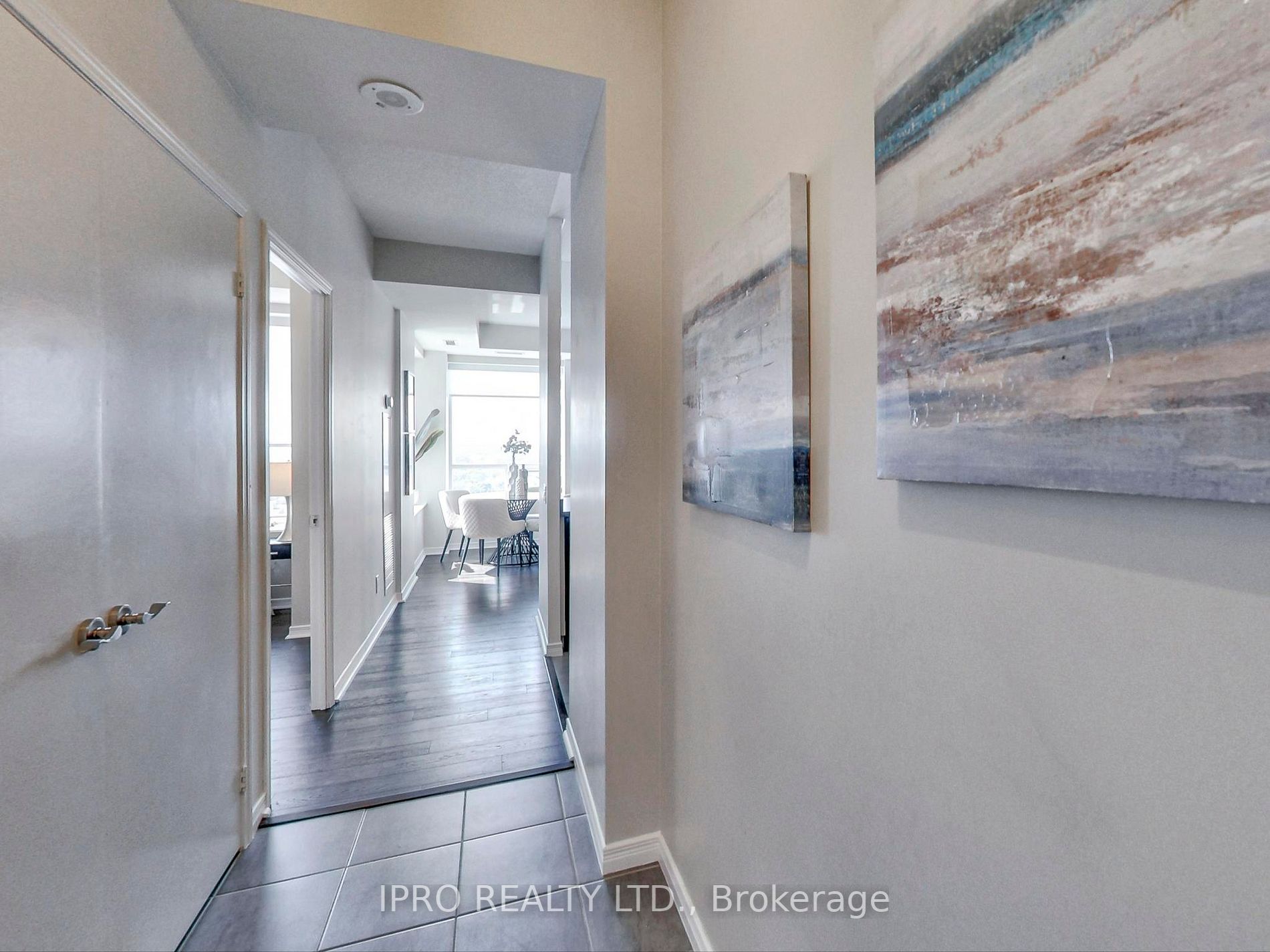 60 Heintzman St, #1613