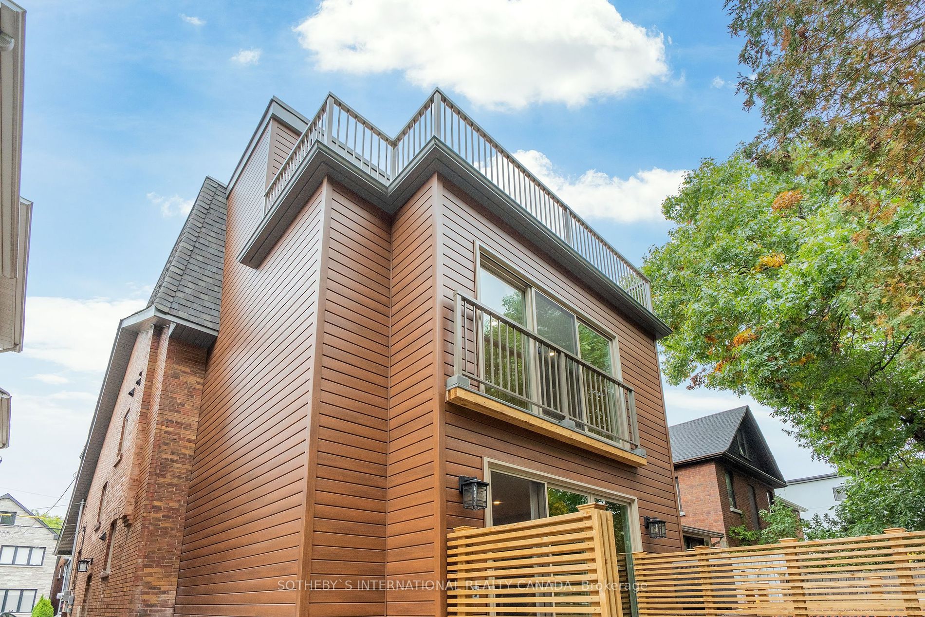 27 Kennedy Ave