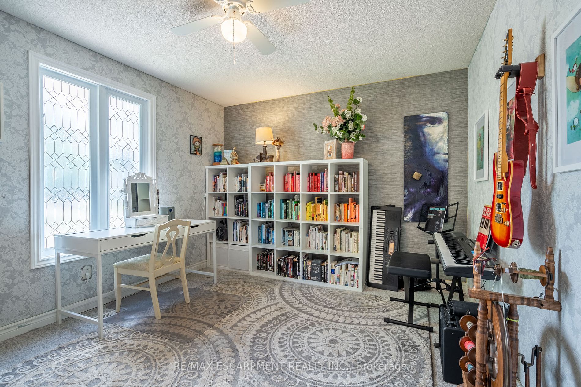 3033 Tecumseh Dr