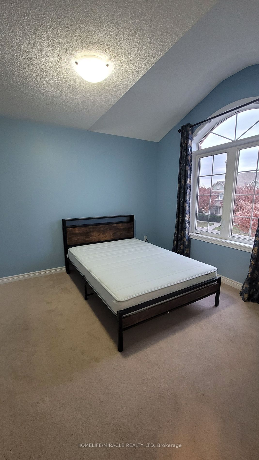 4 Pine Island Way, #Room