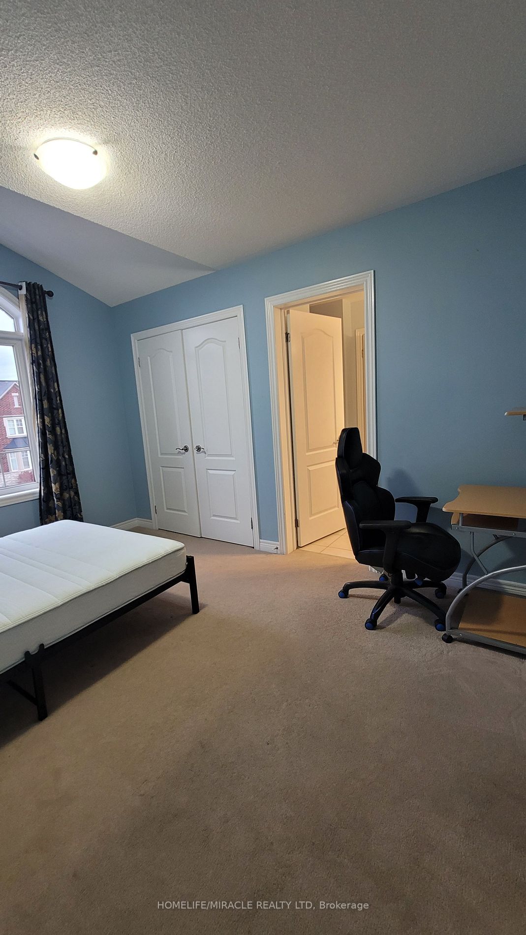 4 Pine Island Way, #Room