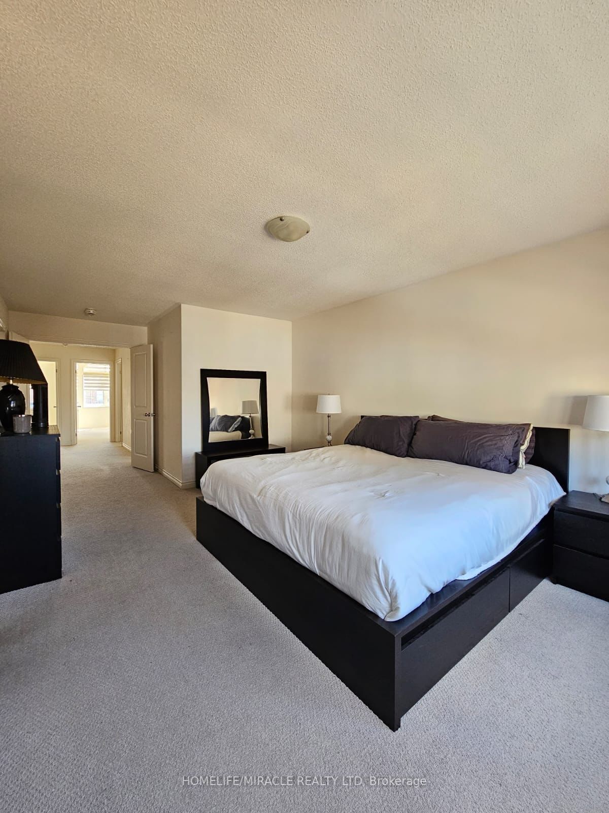 68 Hogan Manor Dr