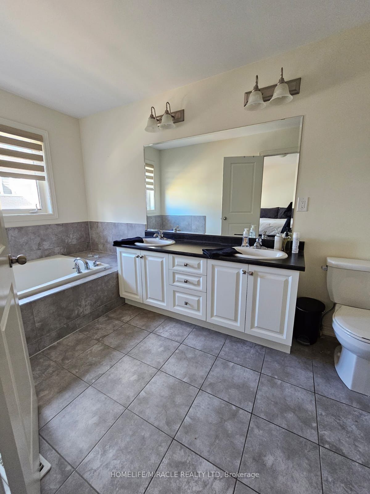 68 Hogan Manor Dr