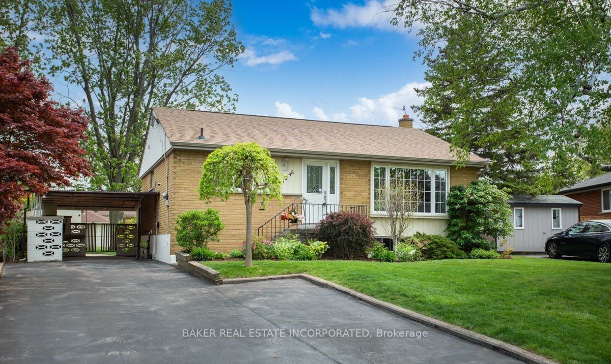 1248 Hertel Cres