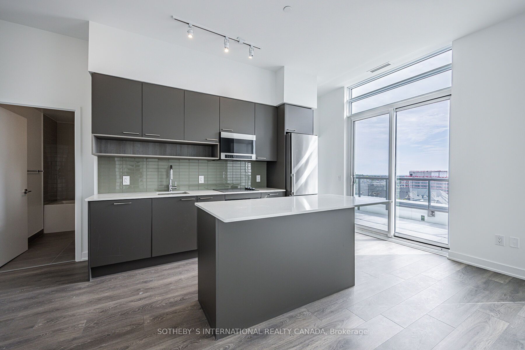 3005 Pine Glen Rd, #809