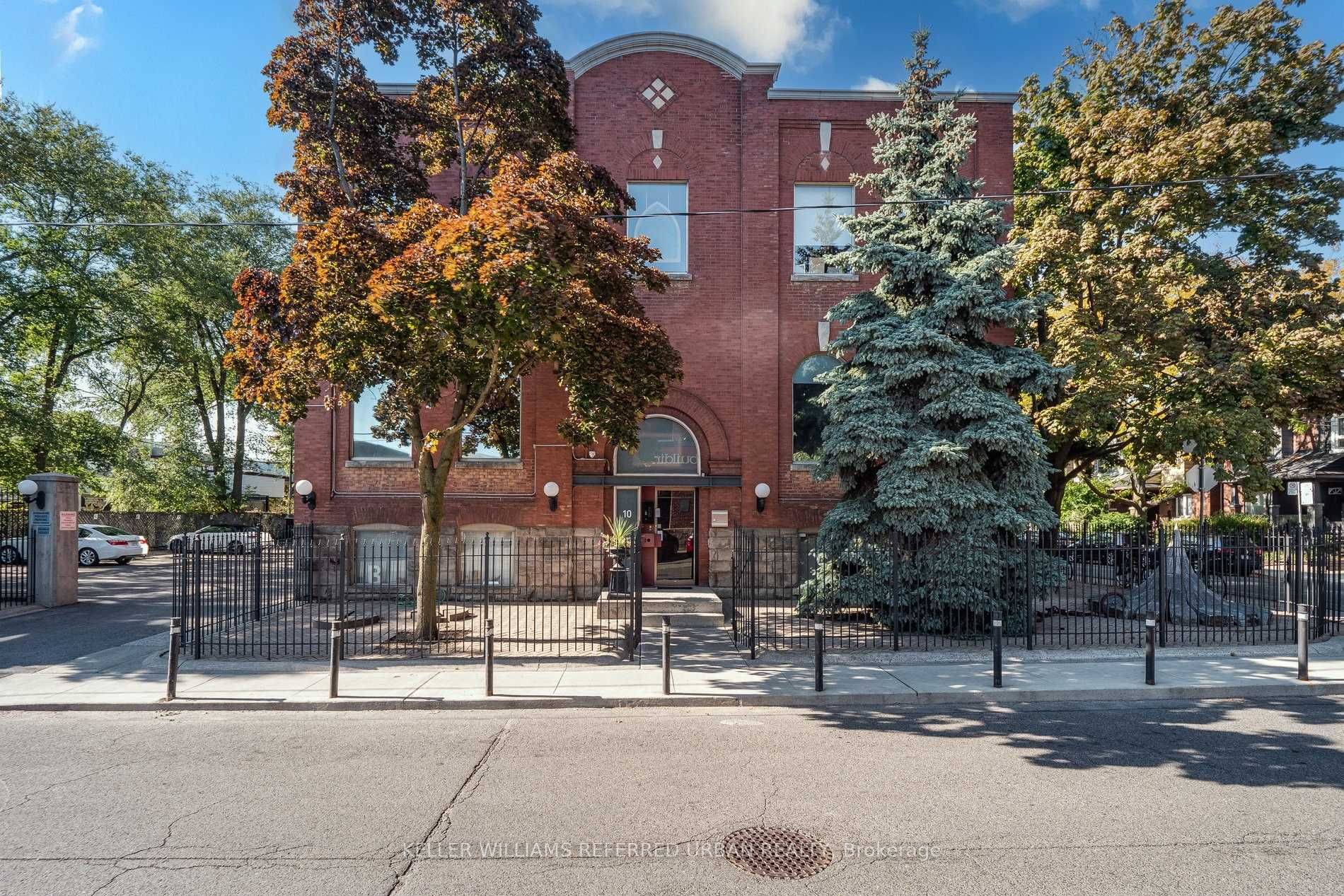 10 Morrow Ave, #102