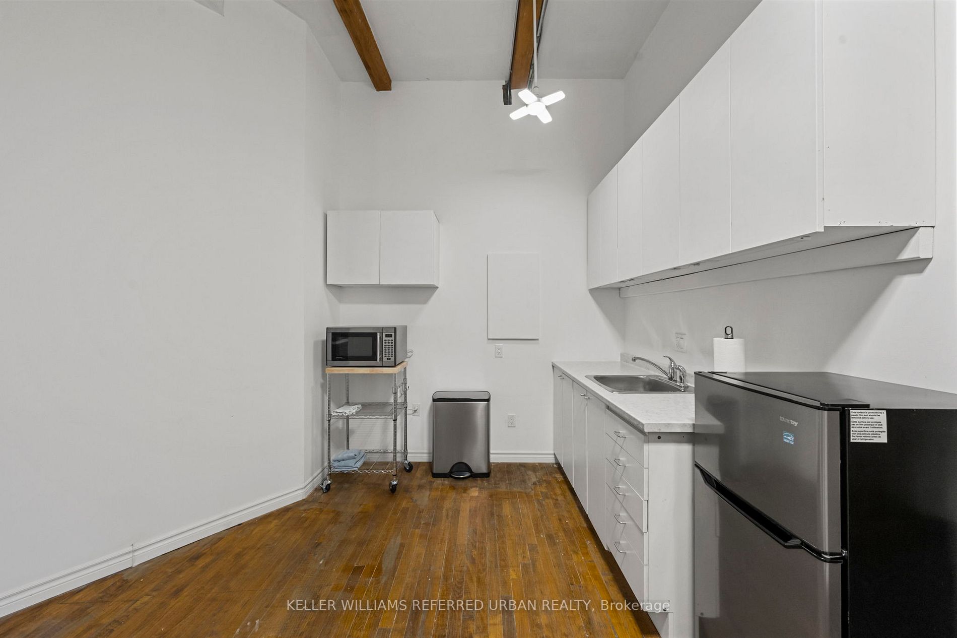 10 Morrow Ave, #102