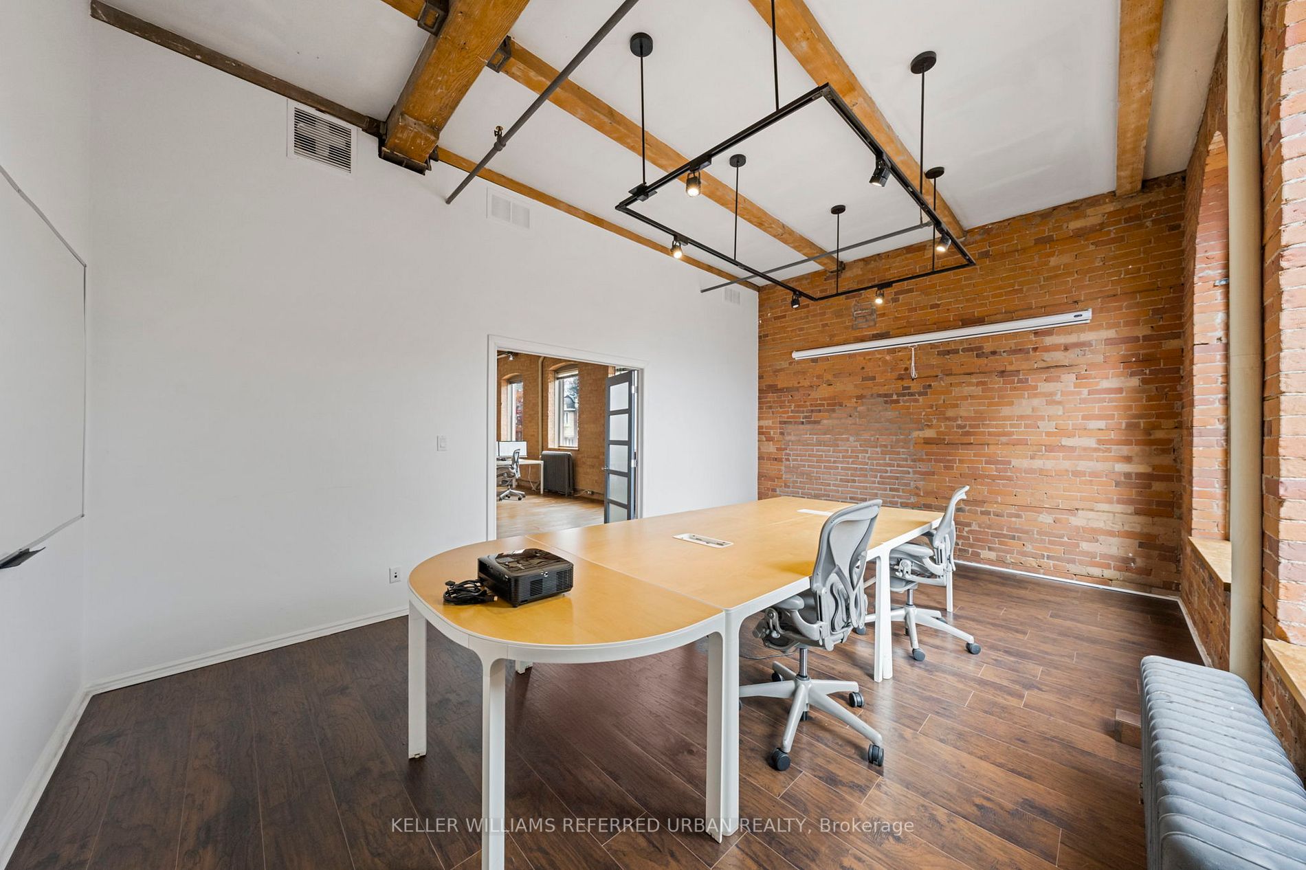 10 Morrow Ave, #102