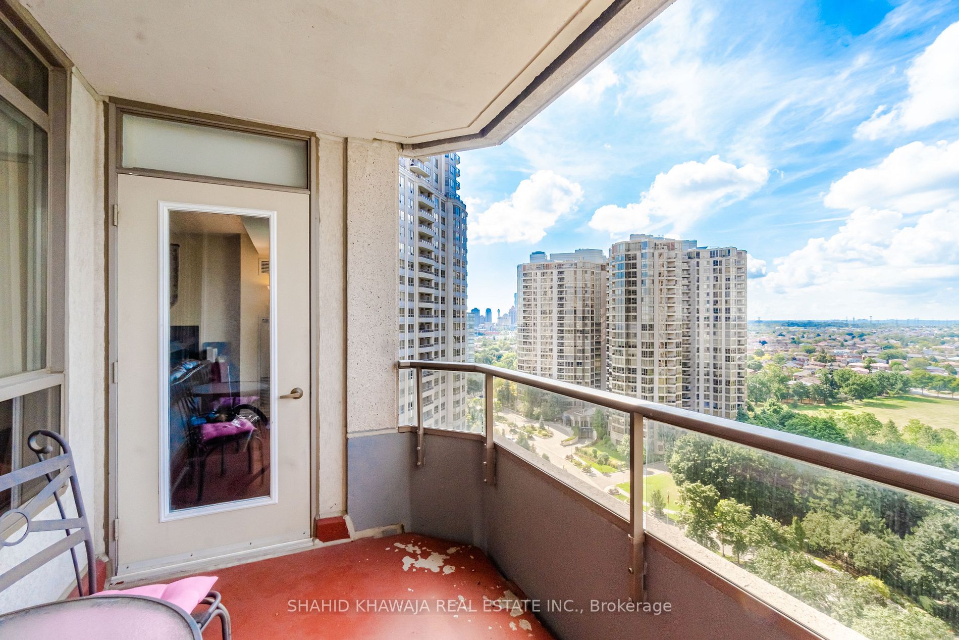 35 Kingsbridge Garden Circ, #1612