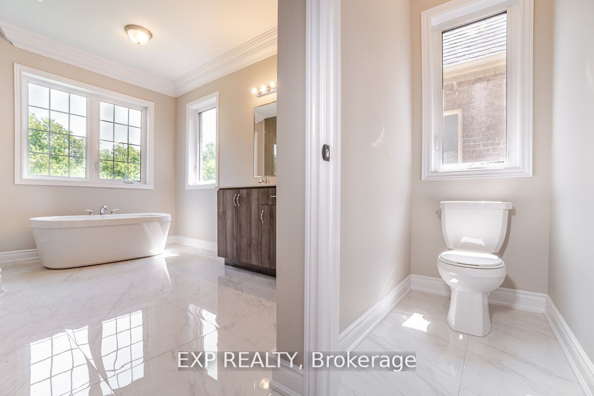 91 Clockwork Dr