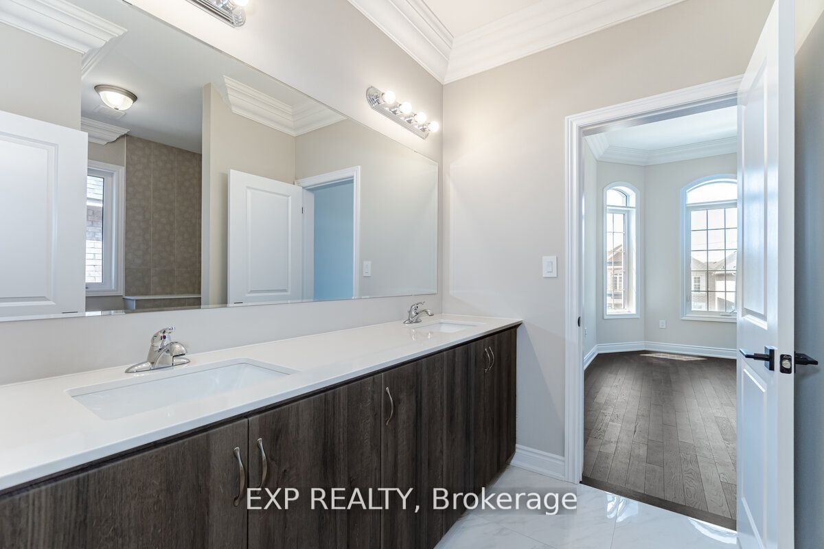 91 Clockwork Dr