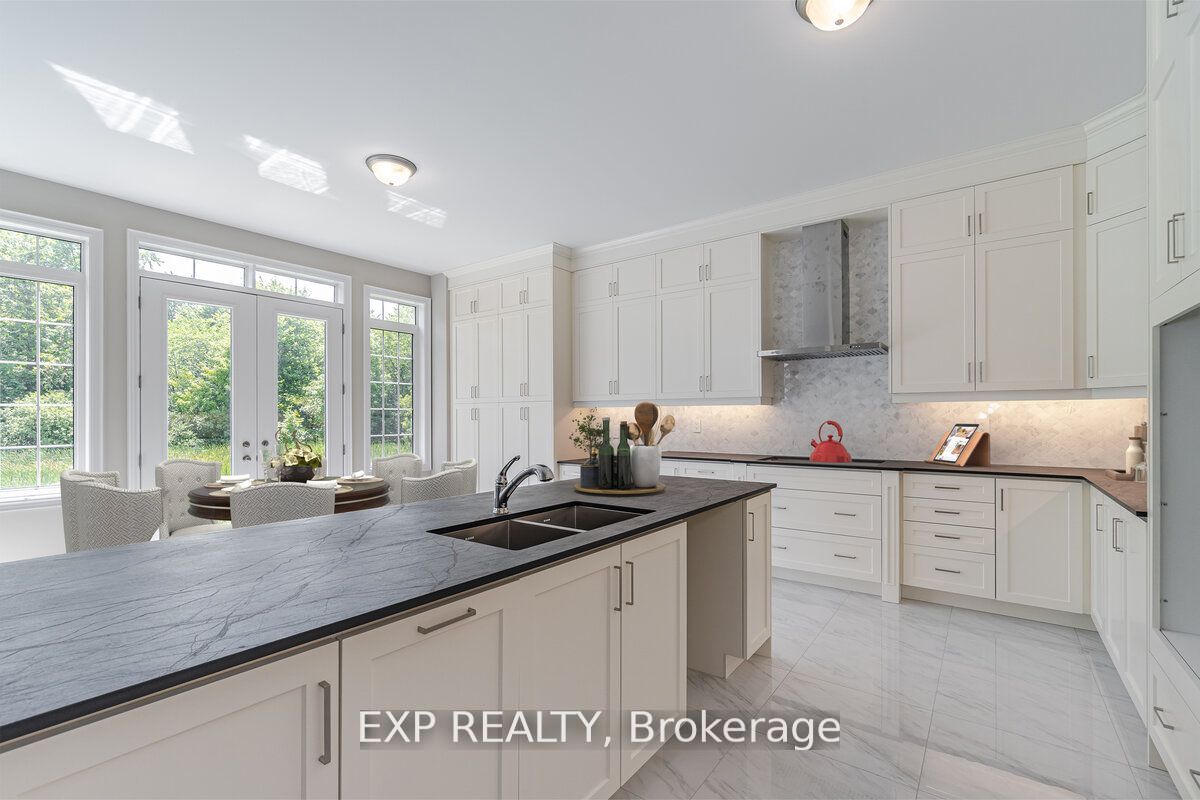 91 Clockwork Dr