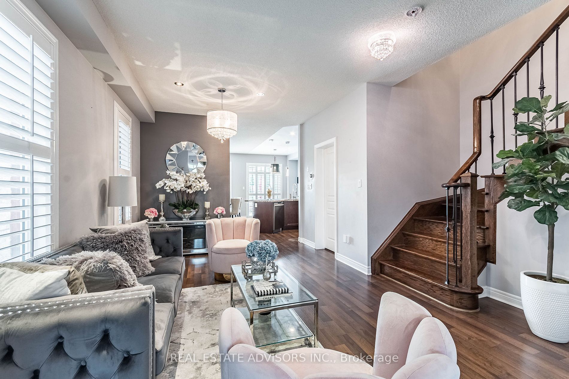 5364 Bellaggio Cres