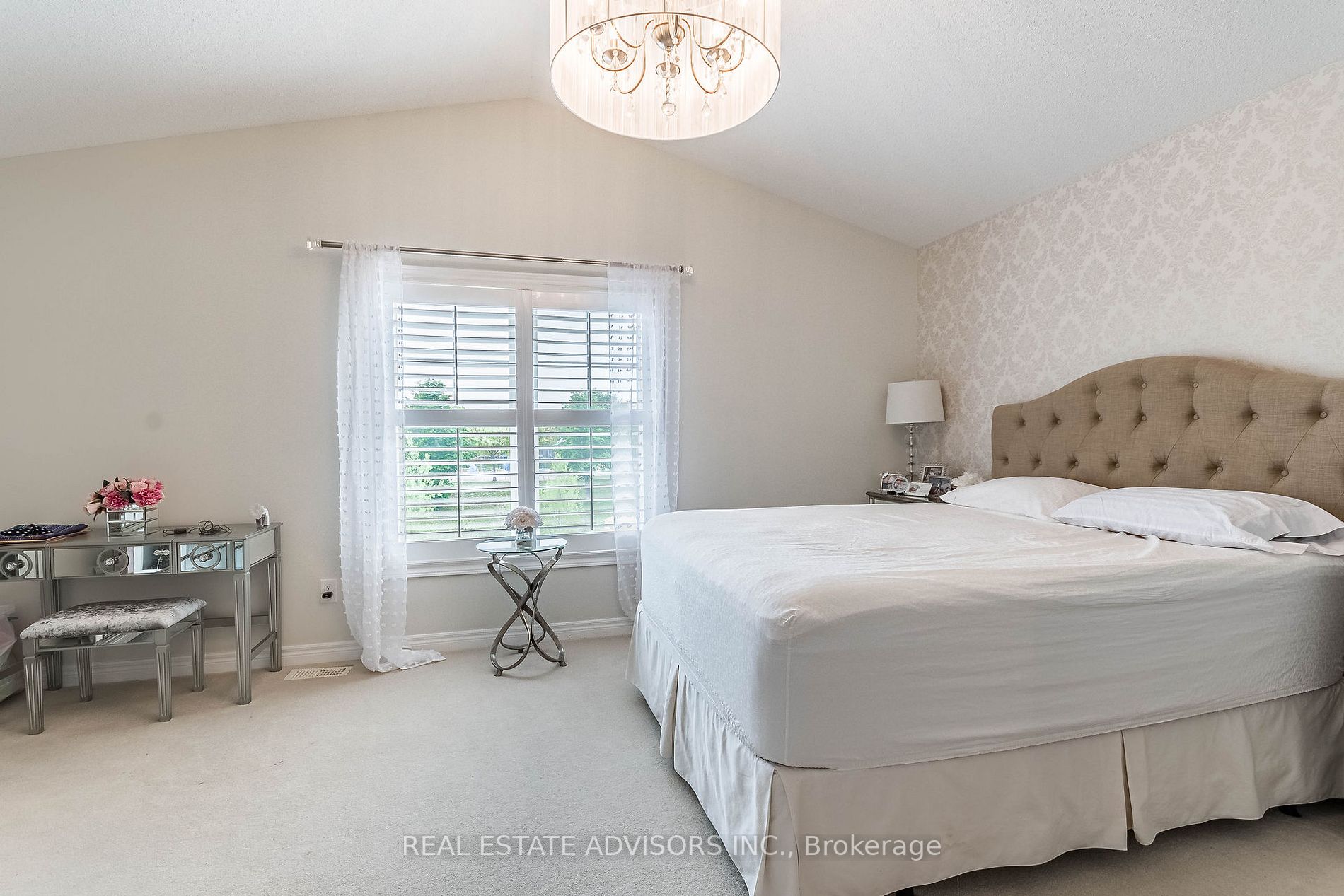 5364 Bellaggio Cres