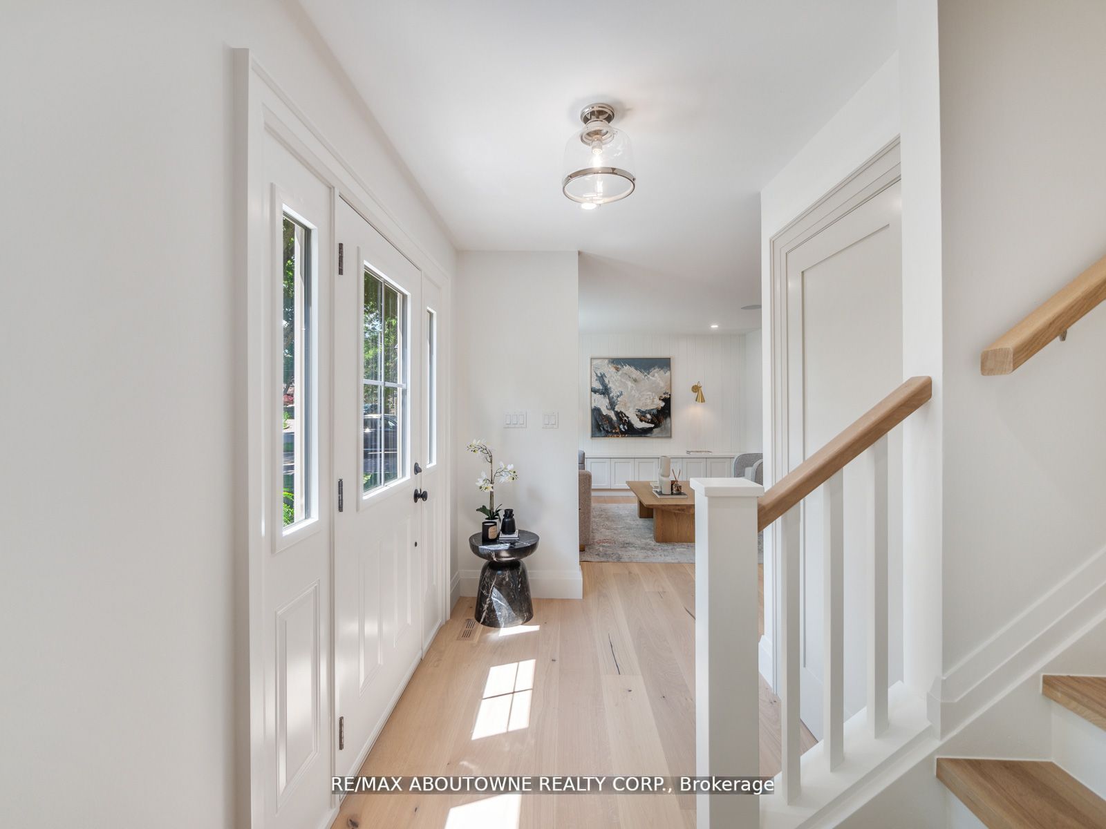 33 Harbourside Crt