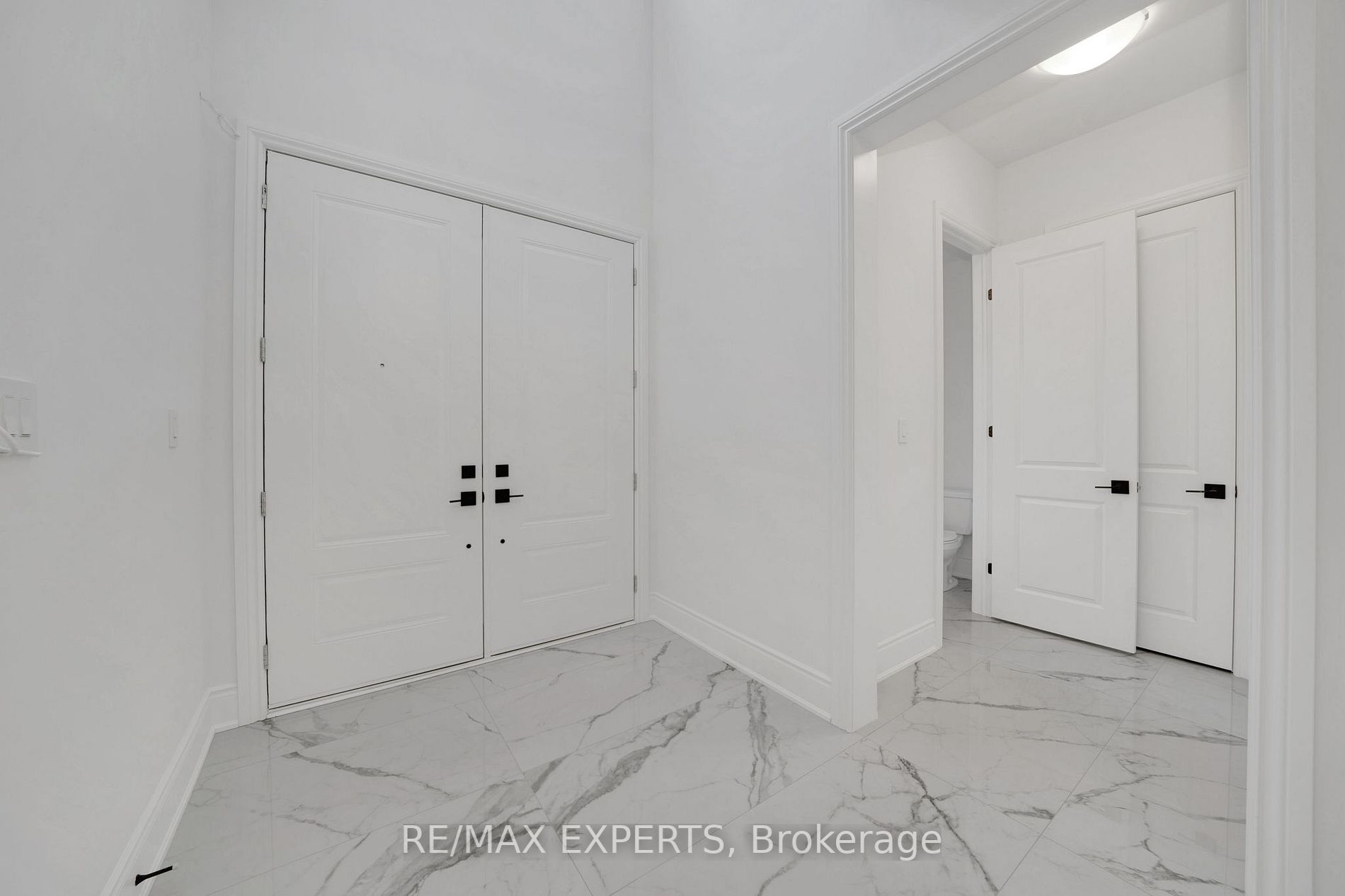 6 Clover Bend Terr