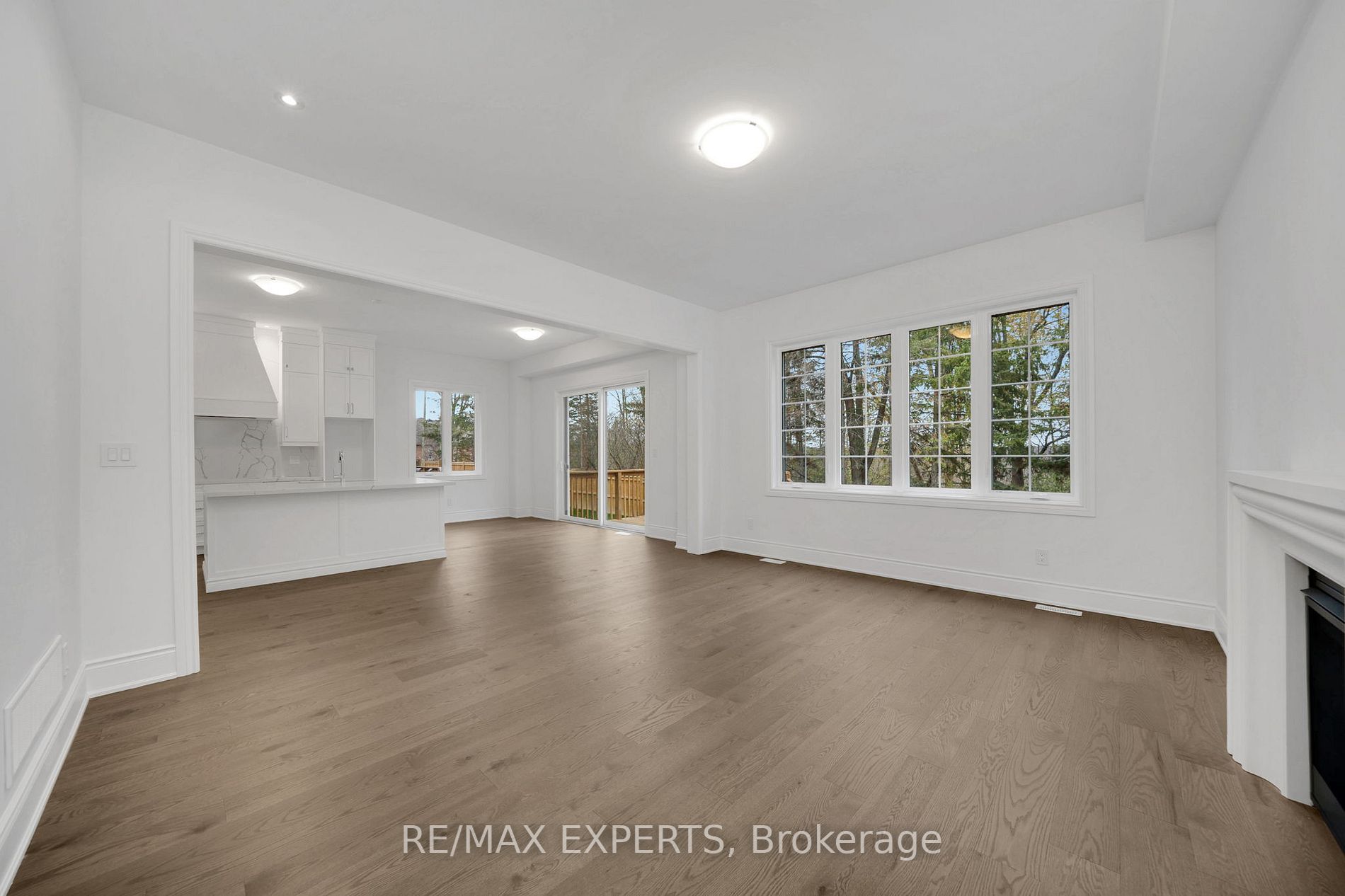 6 Clover Bend Terr