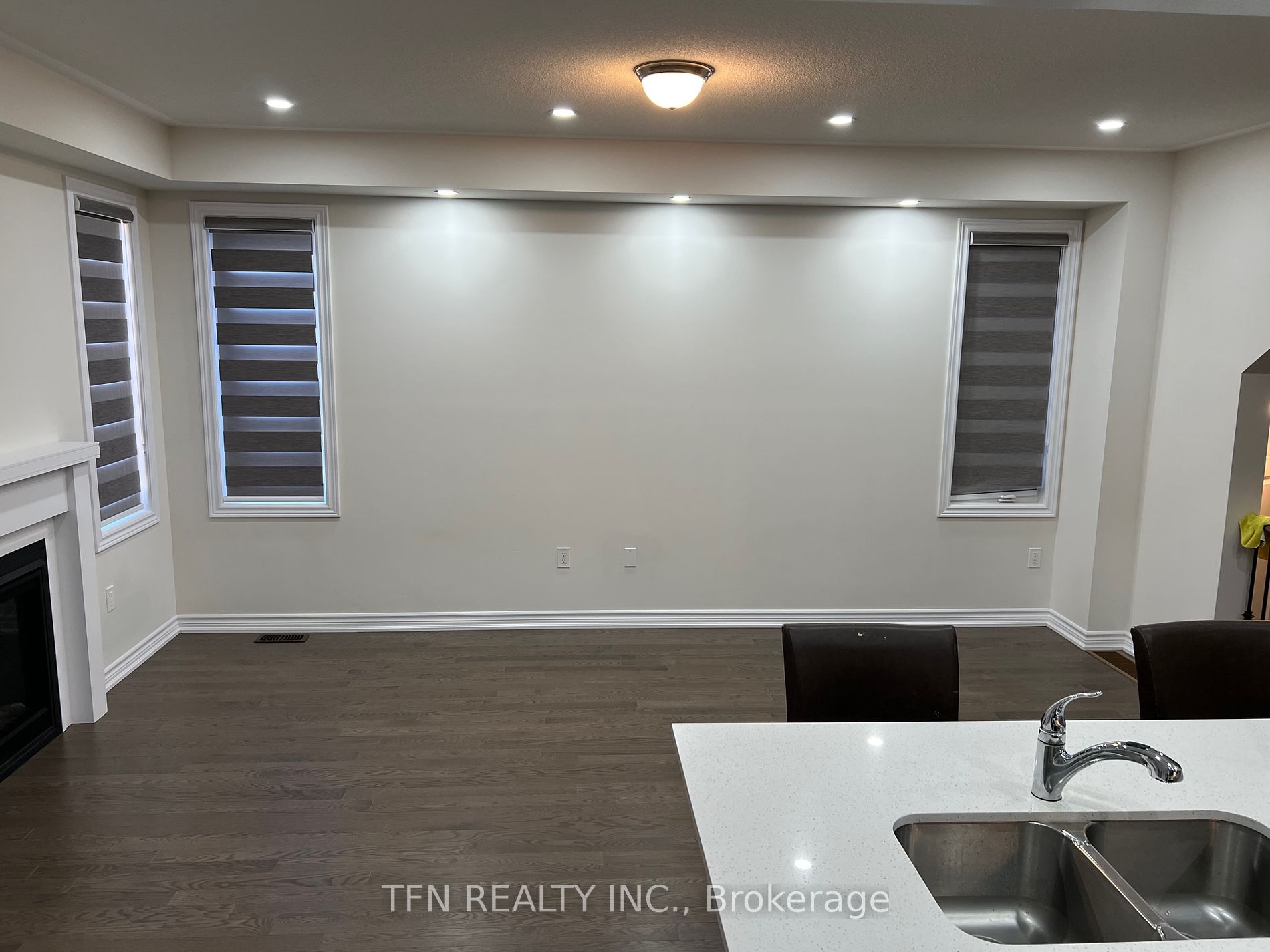 620 Leatherleaf Landing