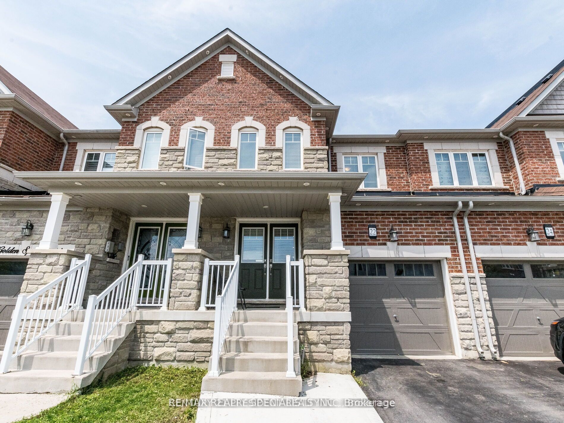 22 Golden Springs Dr