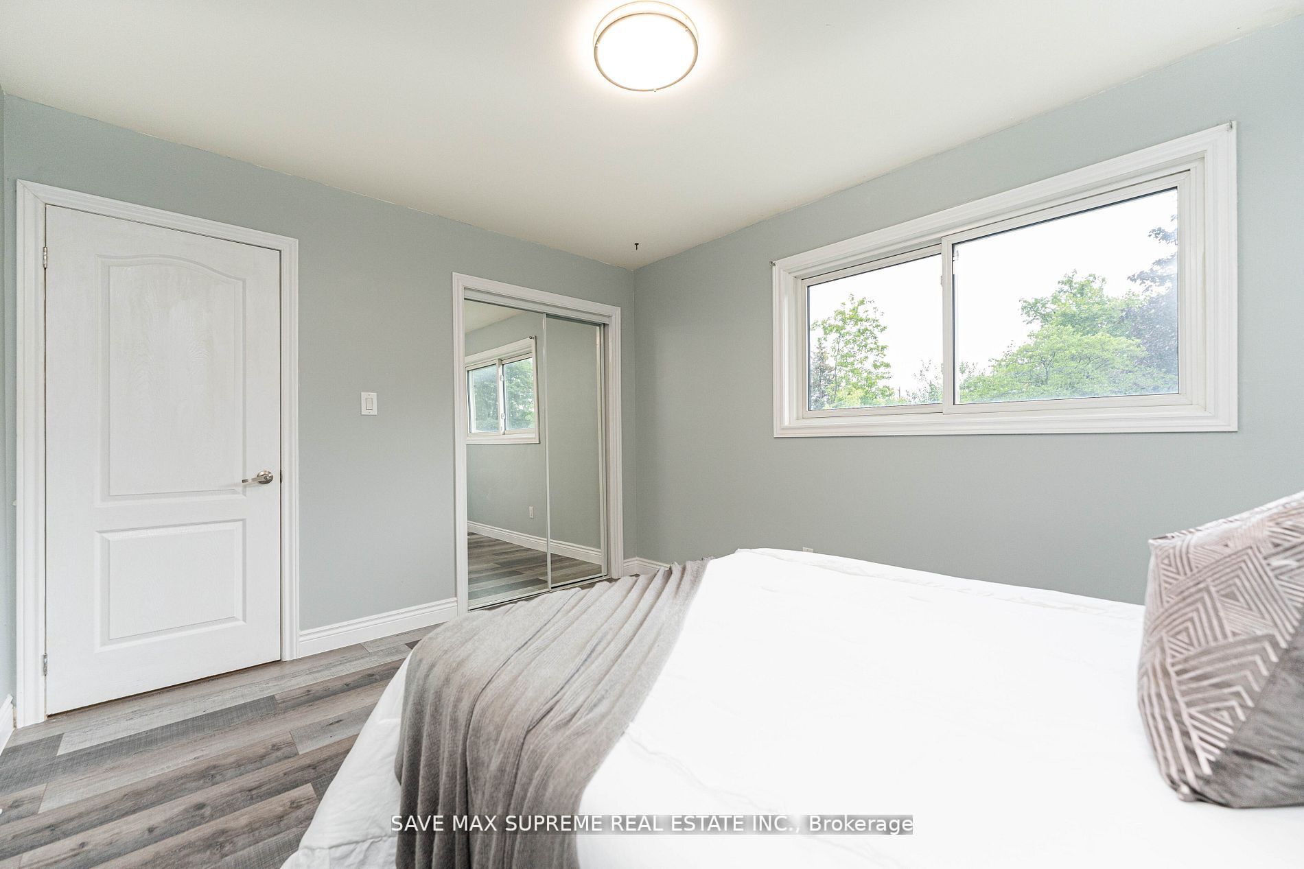 2458 Martin Crt
