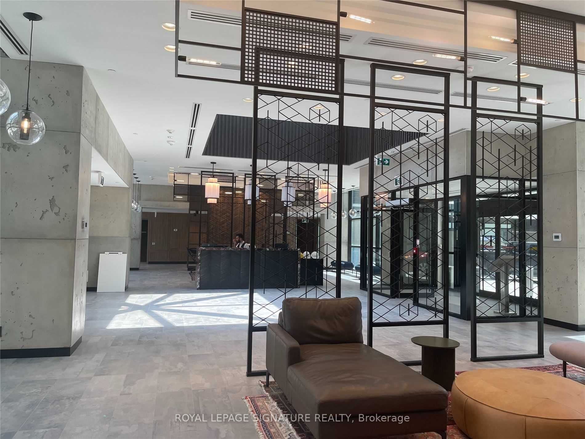 251 Manitoba St, #1703