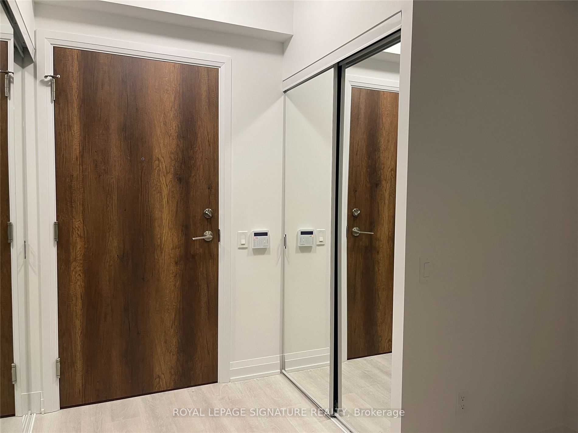 251 Manitoba St, #1703