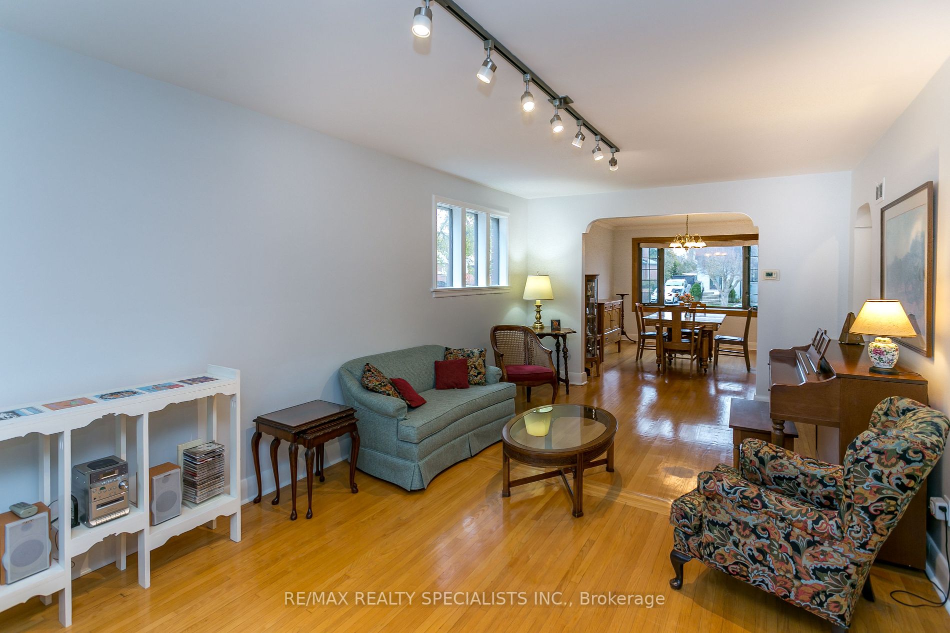 244 Sheldon Ave