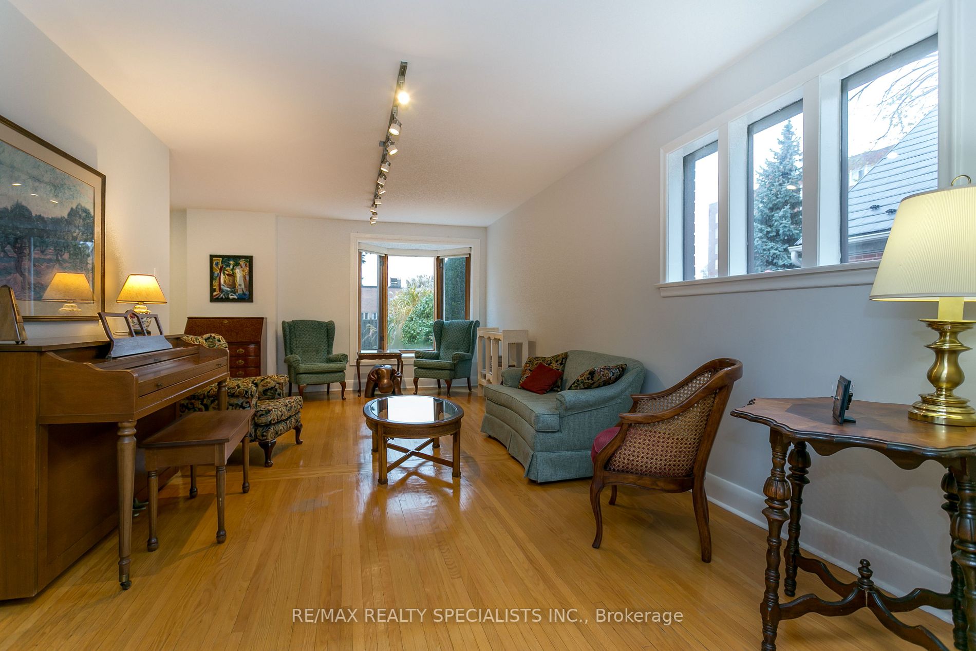 244 Sheldon Ave